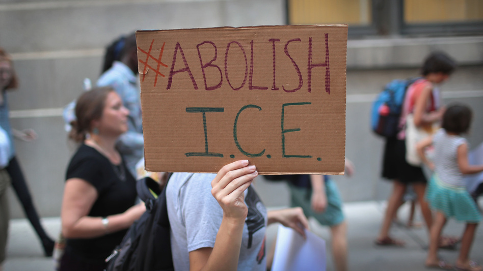 With some Democrats calling to abolish Immigration and Customs Enforcement, congressional negotiators want to cap the number of the agency's detention beds. (Scott Olson/Getty Images)