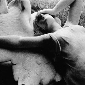 Between Love And Hate: A Valentine's Day Playlist