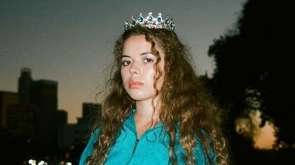 Guest DJ: Nilüfer Yanya