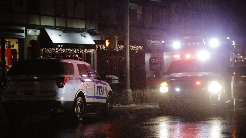 citing noise pollution, new york lawmakers want european stylenew york city lawmakers call for less piercing emergency vehicle sirens