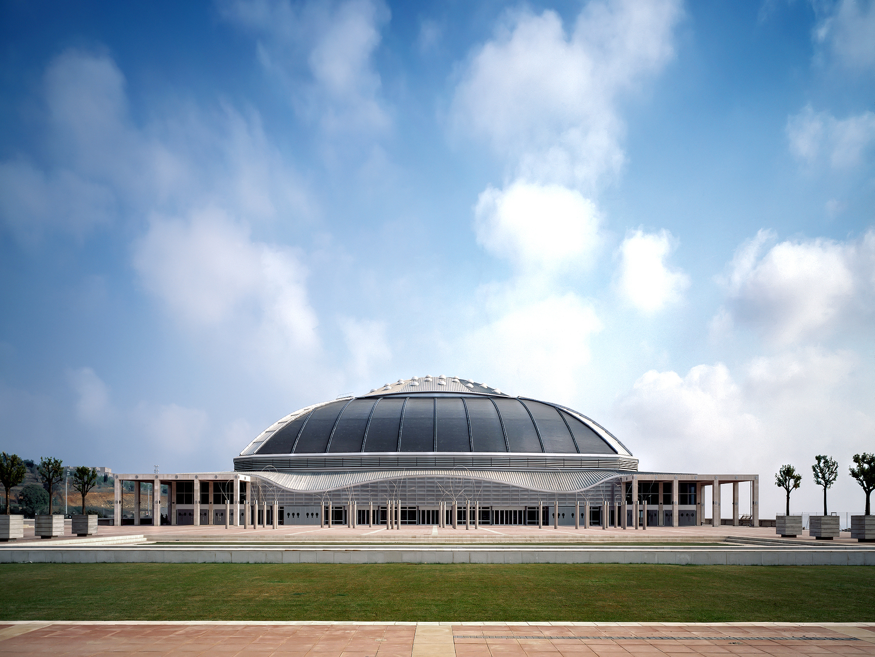 Arata Isozaki, Whose Hybrid Style Forged 'New Paths,' Wins Pritzker Prize