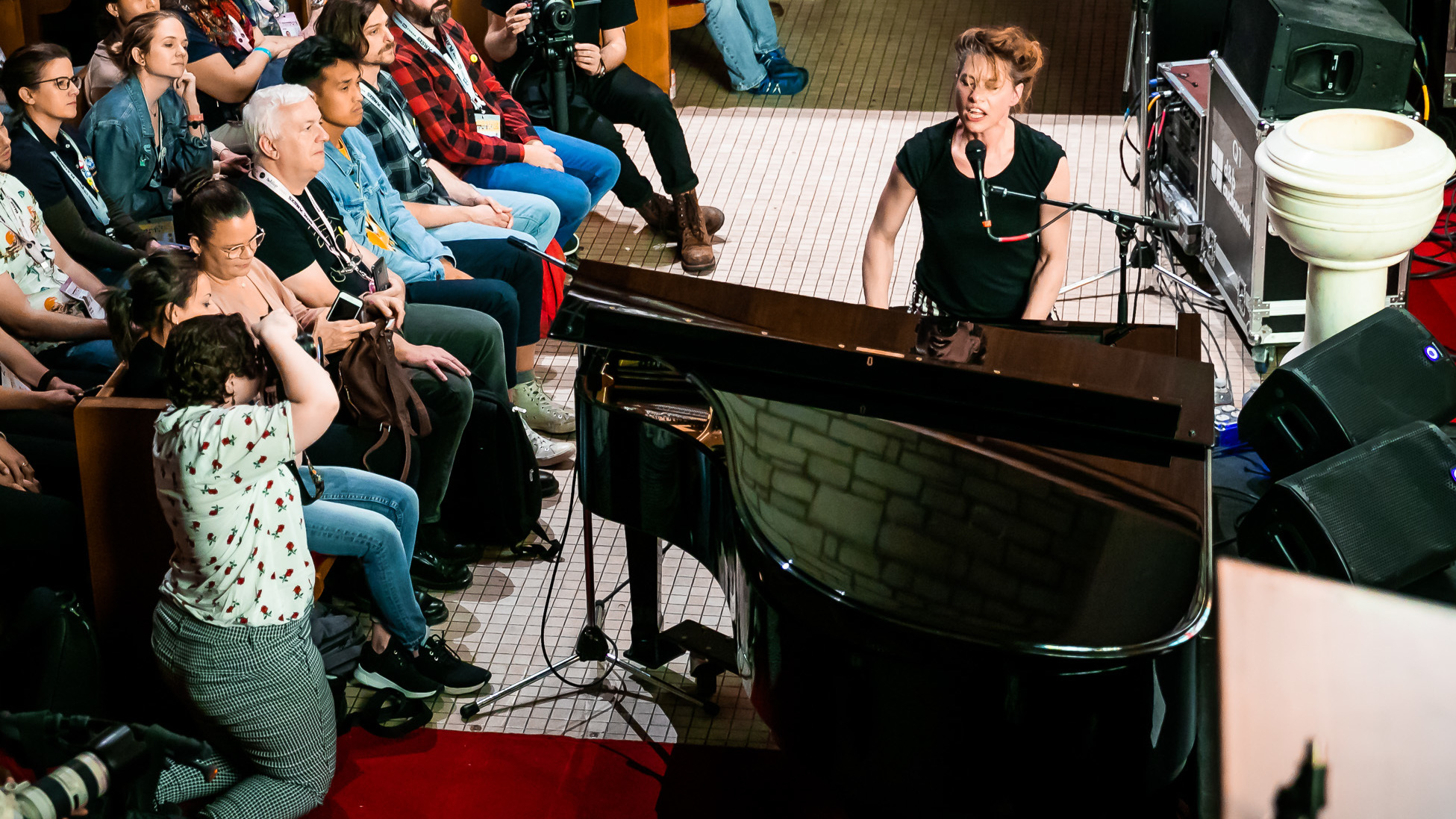 Tiny Desk Family Hour: Amanda Palmer