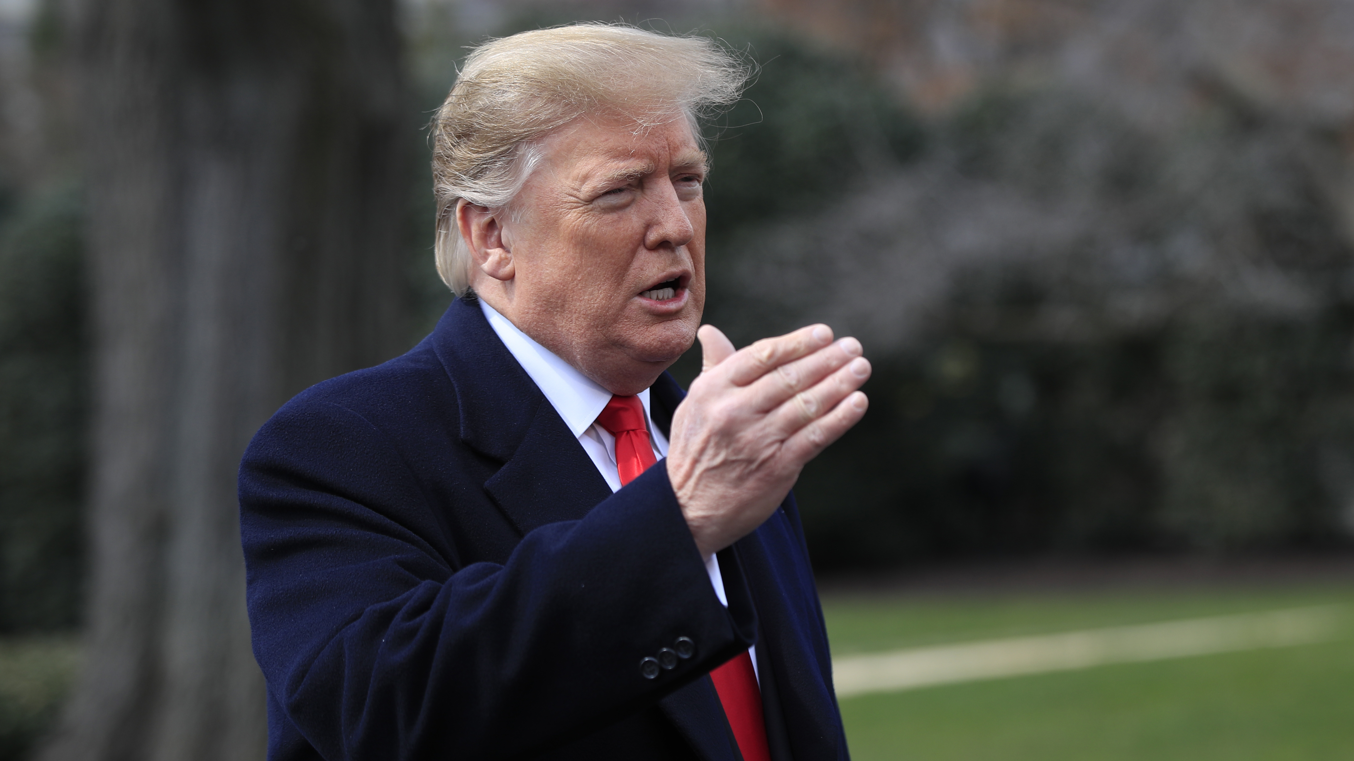 Trump Backs Public Release Of Mueller Report