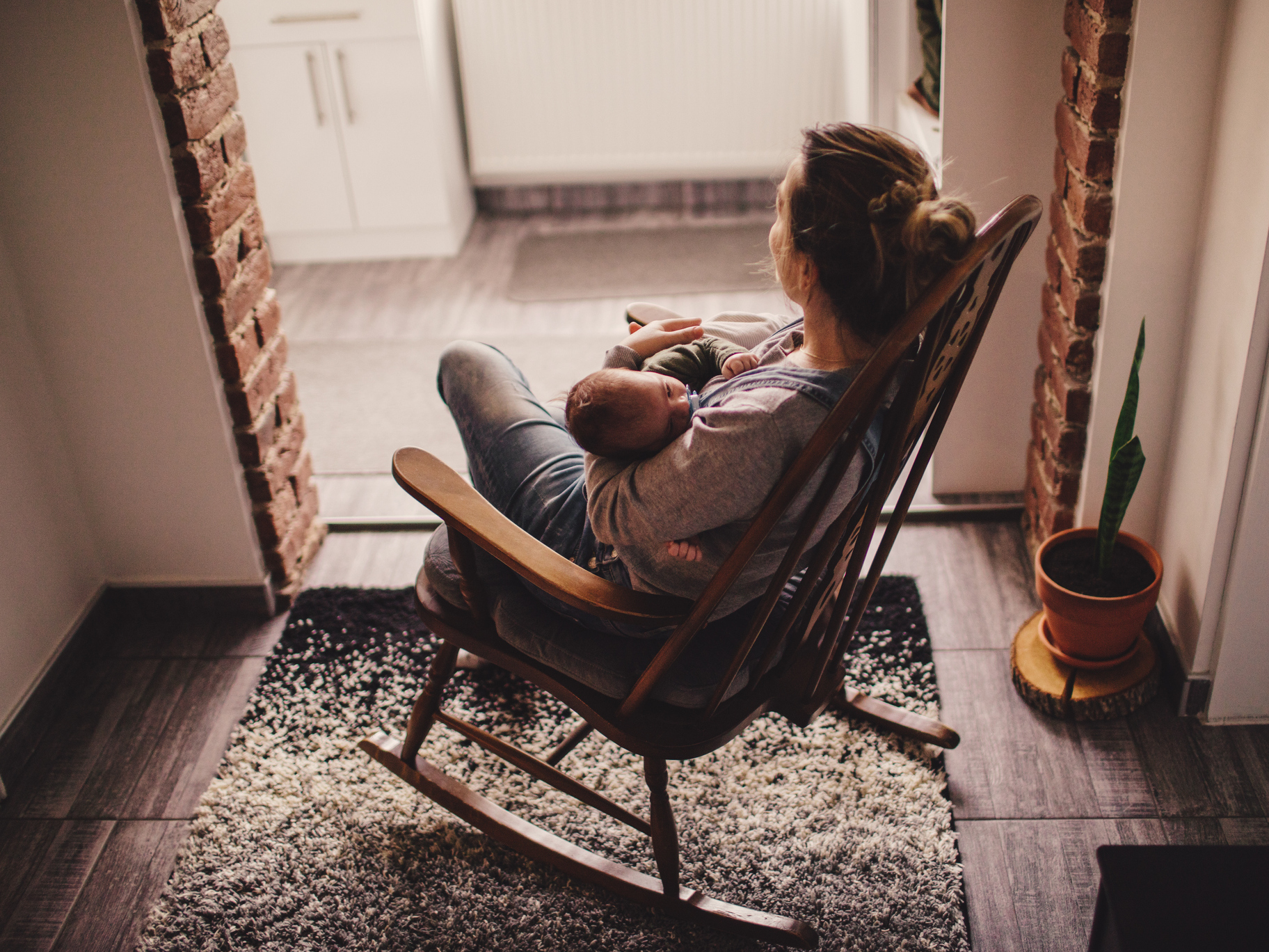 A new treatment promises relief for severe postpartum depression. But will it be accessible to the women who may need it most? (Getty Images)