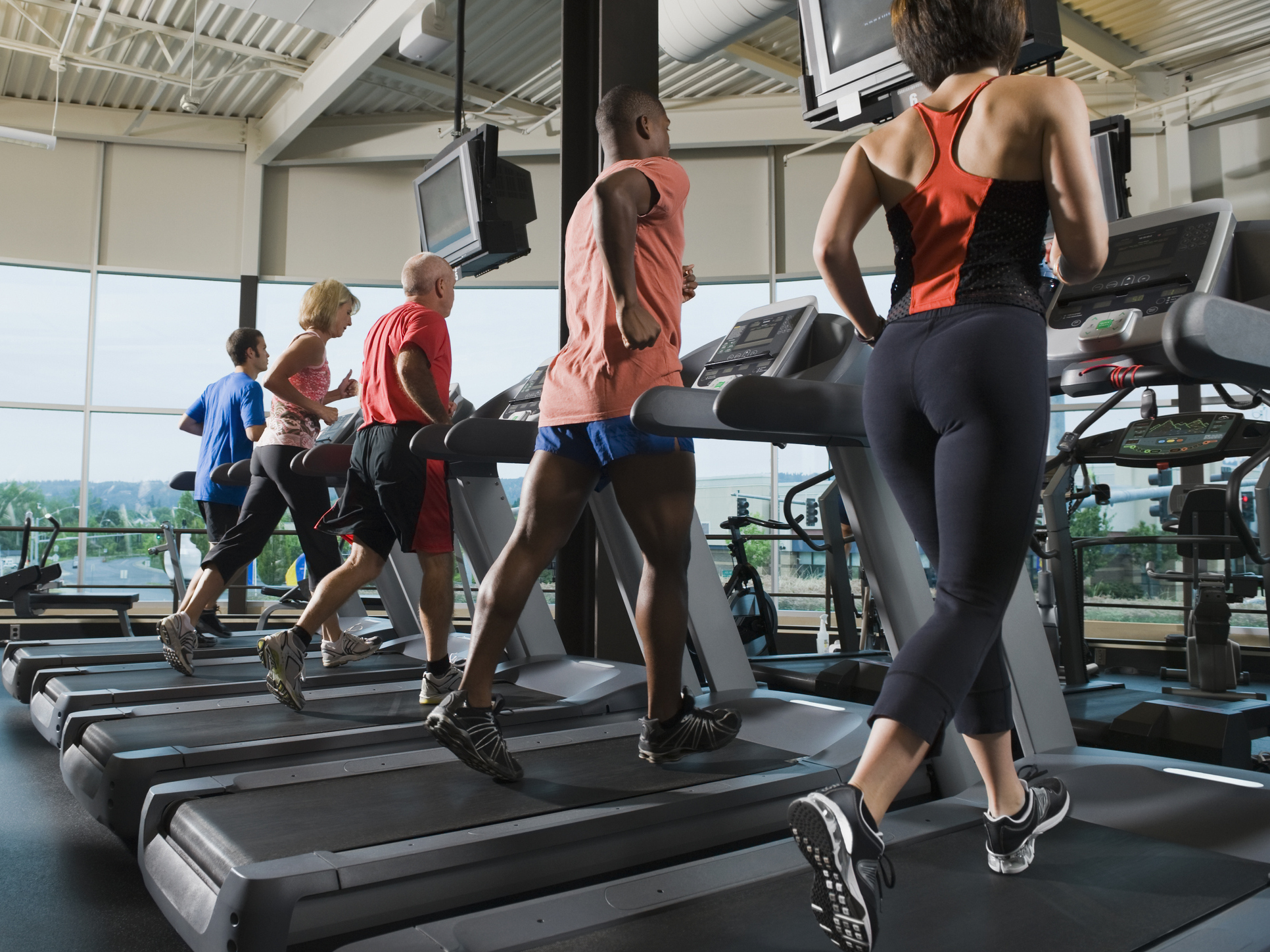 A large new study finds mixed results for the effectiveness of programs aimed at motivating healthful behavior — such as more exercise and better nutrition — among employees. (Getty Images/Tetra images RF)