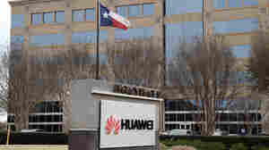 Trump Takes Aim At Huawei, Paves Way For Ban Of Foreign Telecom Equipment