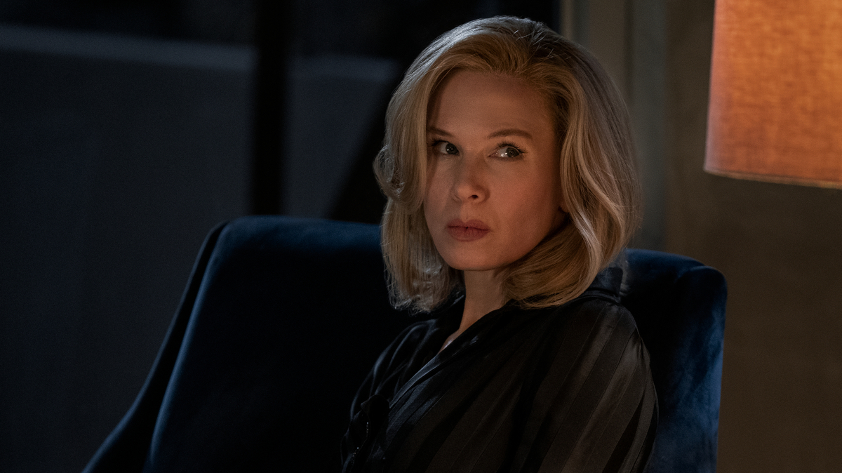 Review Renee Zellweger Purrs Her Way Through 