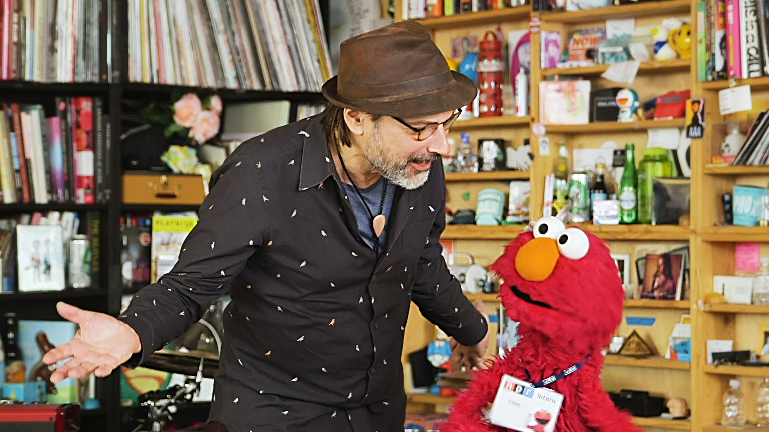 Sesame Street Plays The Tiny Desk