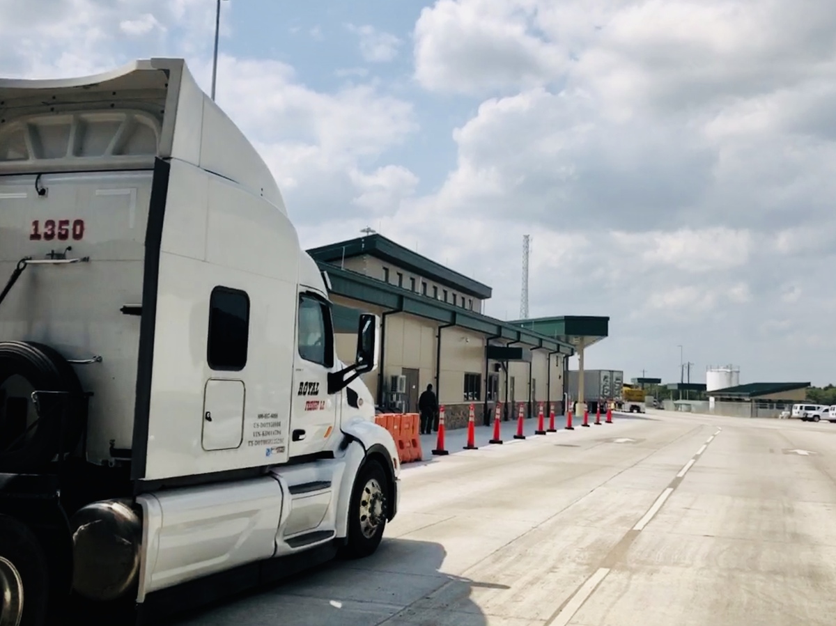 Immigration Inland Checkpoints - FalfurriasCheckpoint Front 5c2c2e123bc71b79ed80f3a6e949834cdd1fb8b7 S1200
