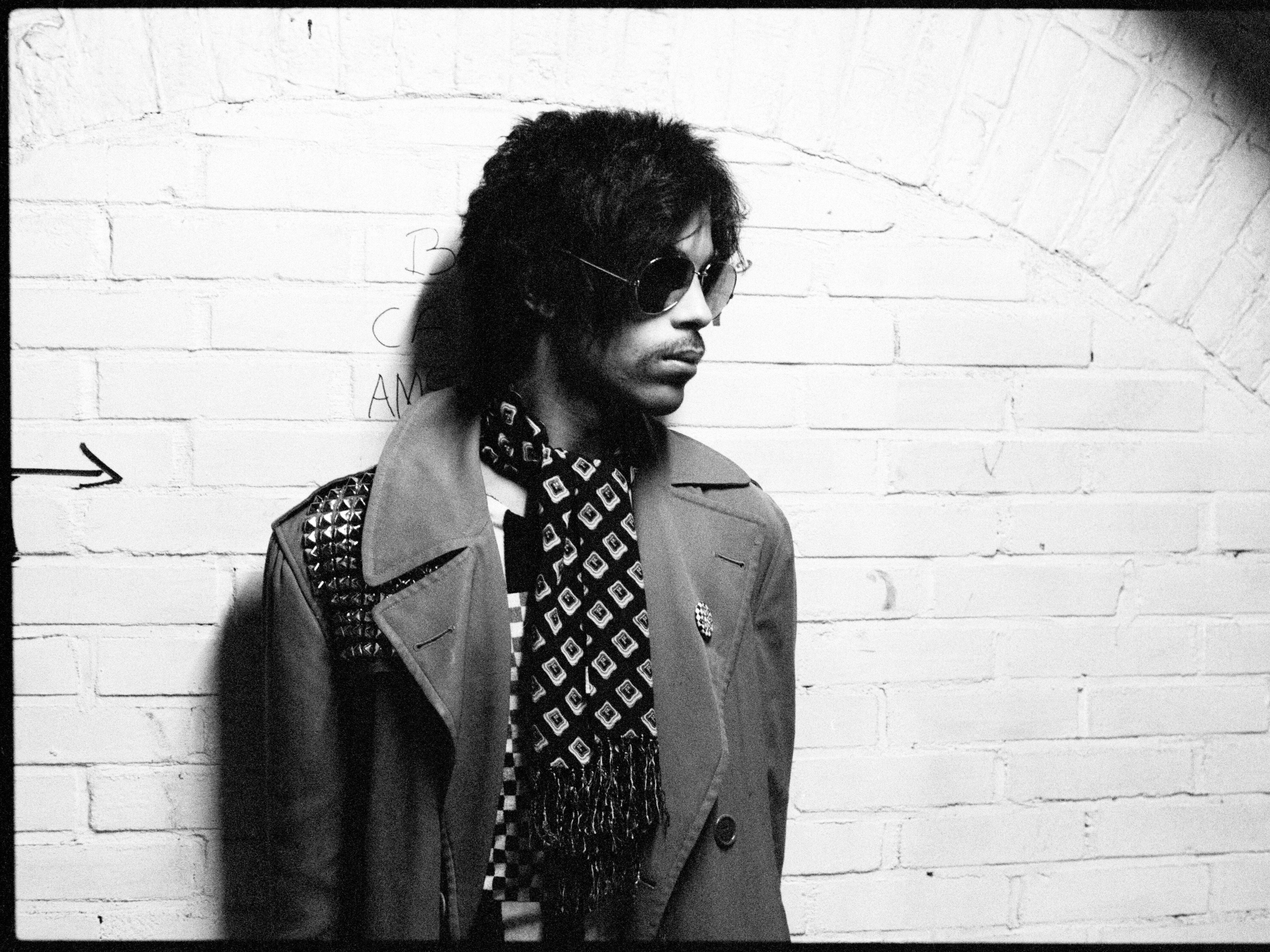 How Prince Worked His Magic On The Bangles' 'Manic Monday'