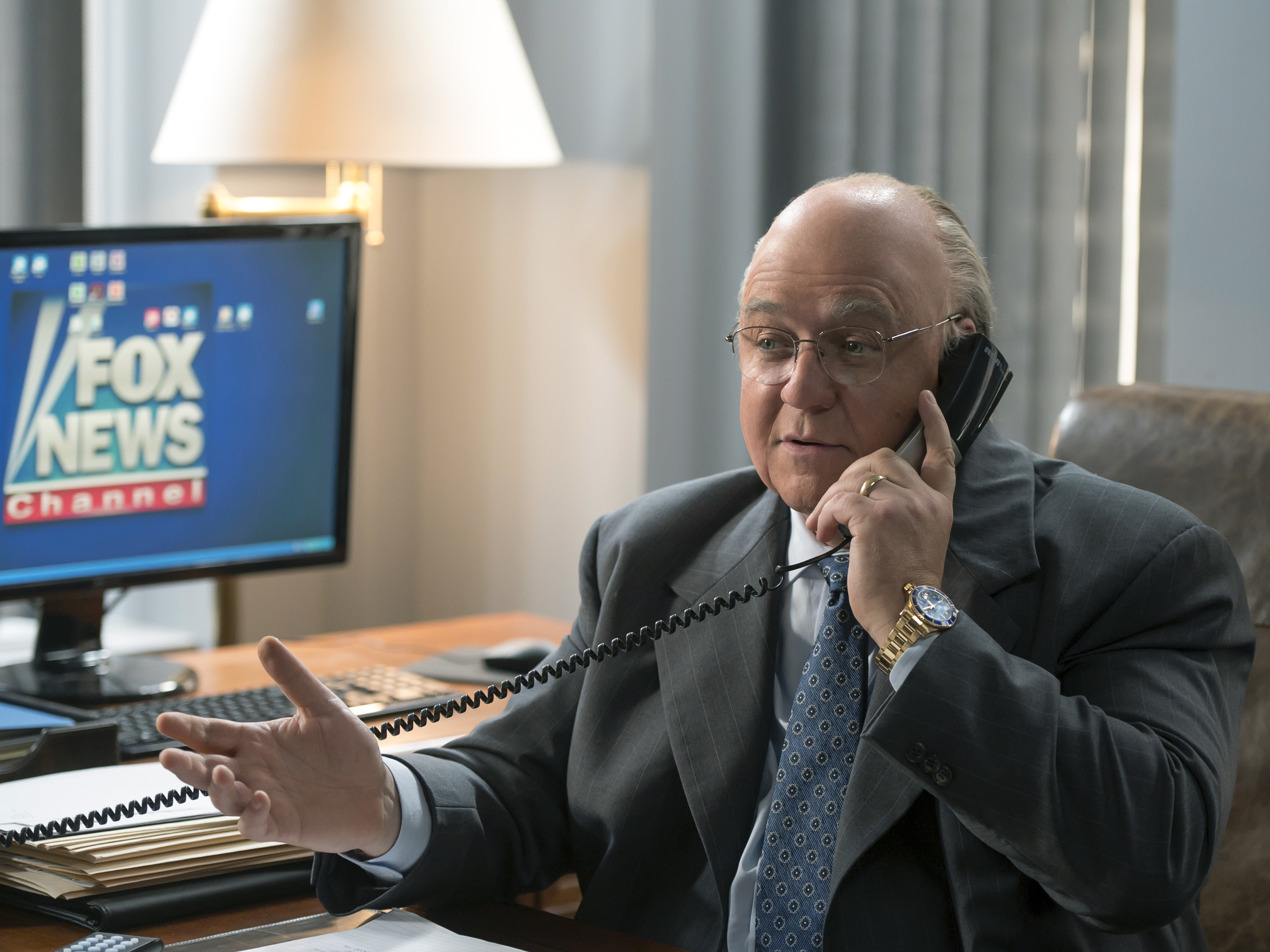 Loud But Not Captivating: Drama About Fox News Chief Roger Ailes Falls Flat