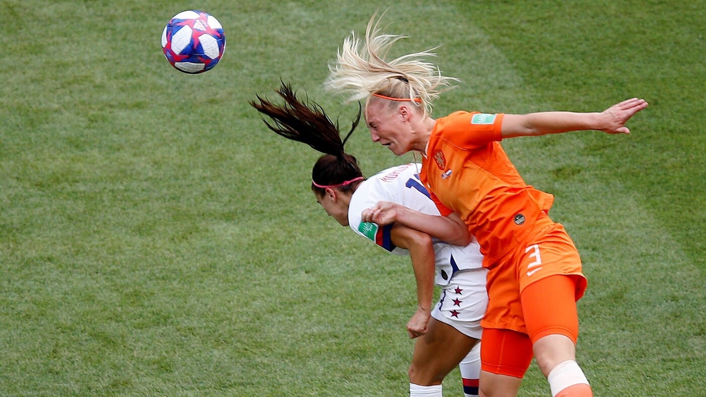 USWNT: Women