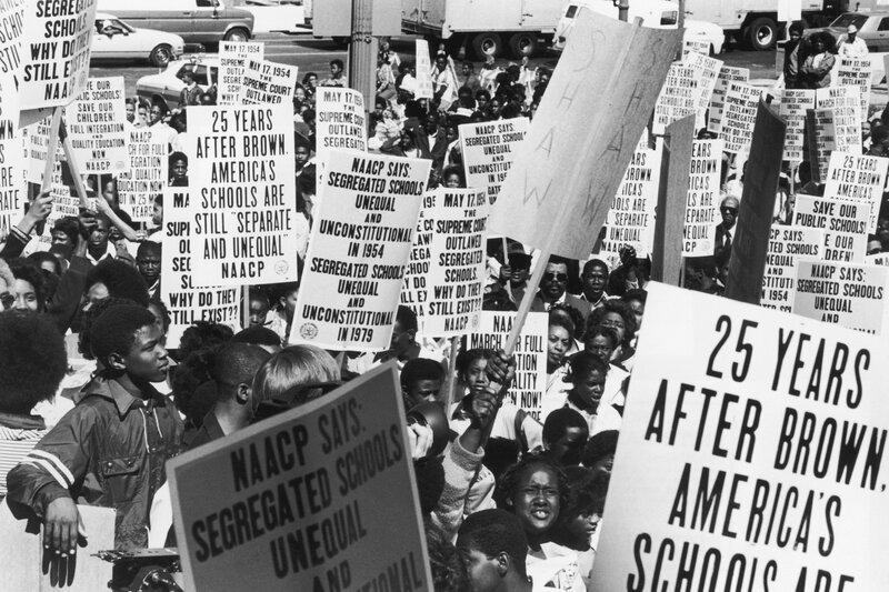 which famous supreme court case led to the desegregation of schools