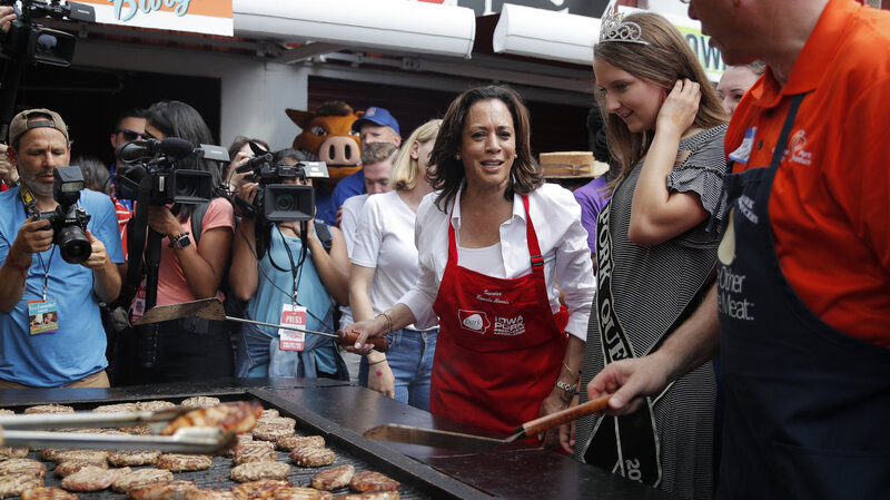 Kamala Harris Tries To Paint Herself As A Front Runner Makes Her Move In Iowa Npr