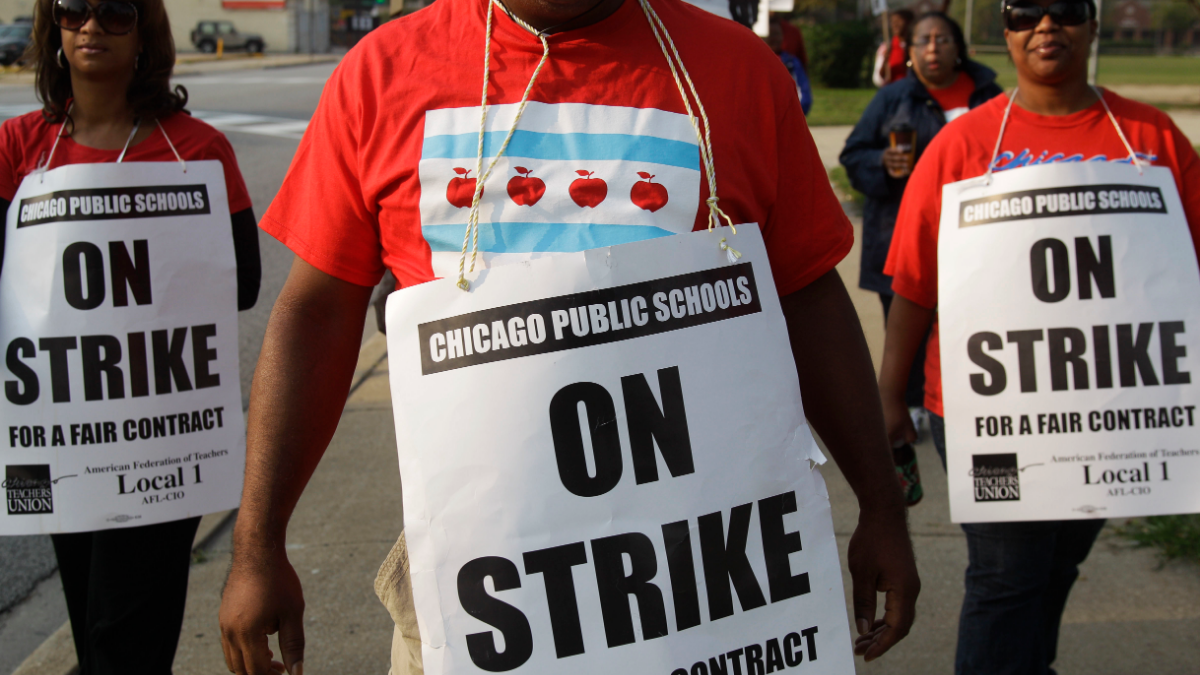 Chicago Teachers Union Sets Stage For Strike As Early As Sept. 26 : NPR