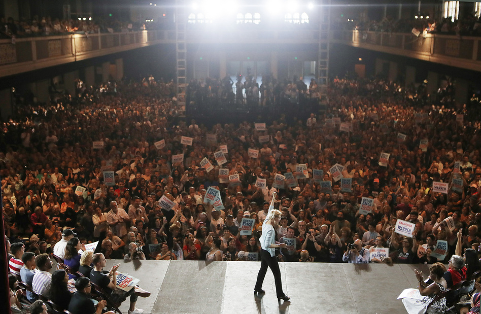Democratic presidential candidate Sen. Elizabeth Warren speaks to supporters at the Shrine Auditorium in Los Angeles last month. (Mario Tama/Getty Images)