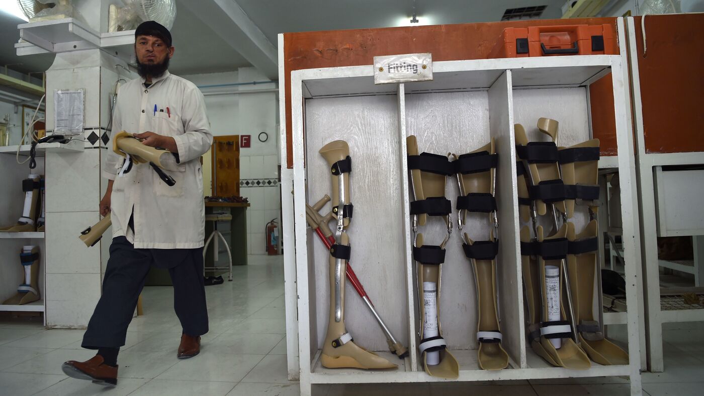 Taliban Lifts Ban On Red Cross, Pledges To Protect Aid Workers In Afghanistan