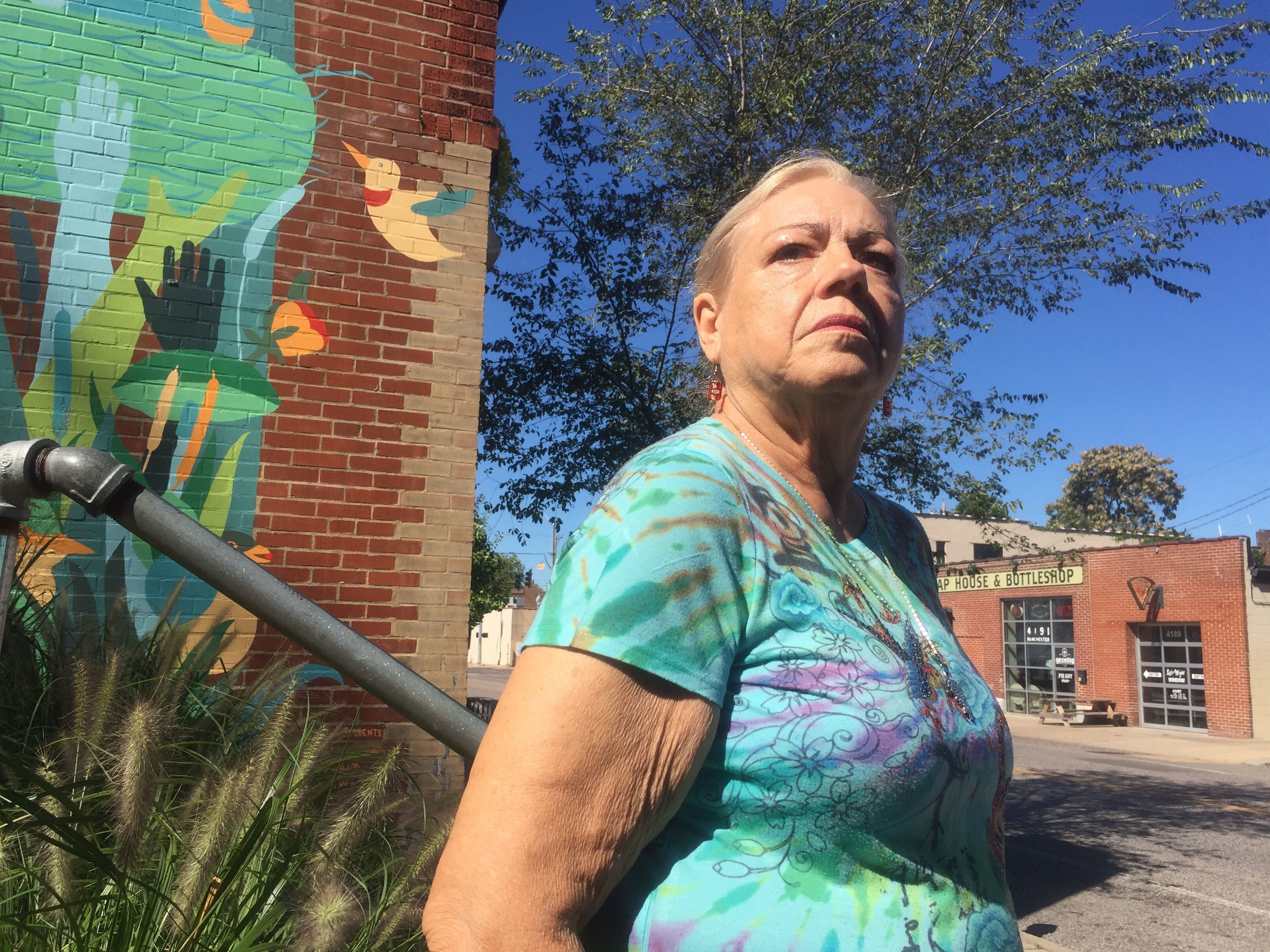 Missouri resident Patricia Powers had no health insurance when she was diagnosed with cancer a few years ago; she and her disabled husband were struggling to get by on, at most, $1,500 a month.  If they'd lived across the river in Illinois, she'd have been eligible for Medicaid. (Kaiser Health News)