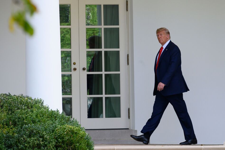 President Trump returns to the White House last week as the Ukraine scandal was growing and with an impeachment inquiry launched by Democrats in the U.S. House. (Jim Watson/AFP/Getty Images)