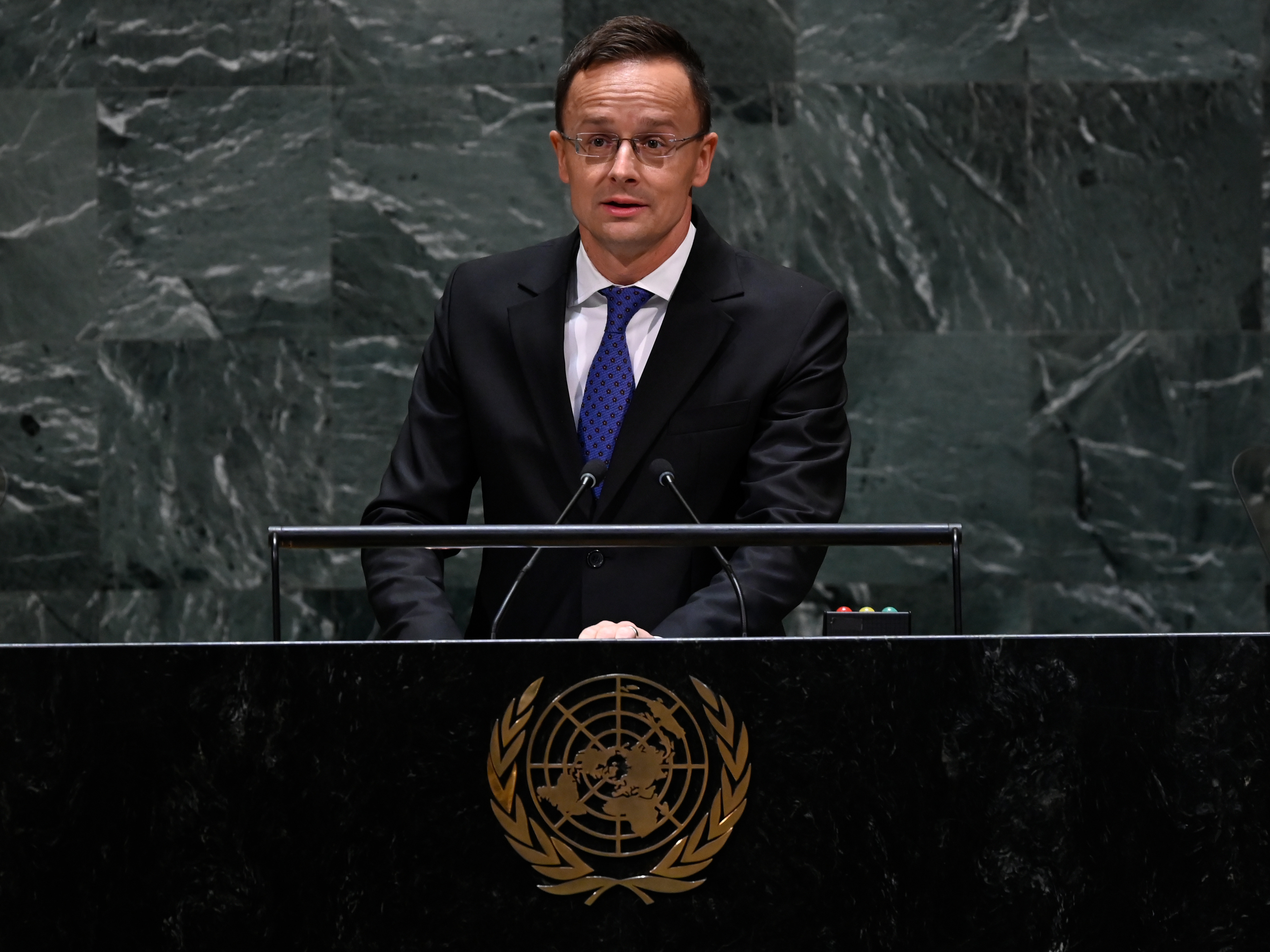 Hungary probes Szijjártó over multi-billion forint ventilator purchases