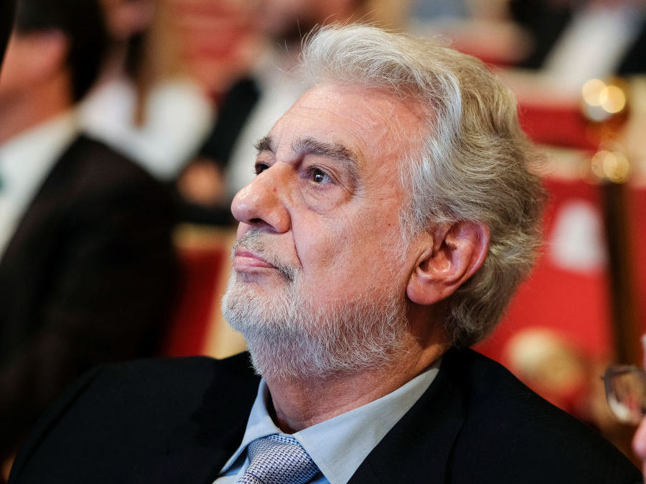 Plácido Domingo resigns from LA Opera