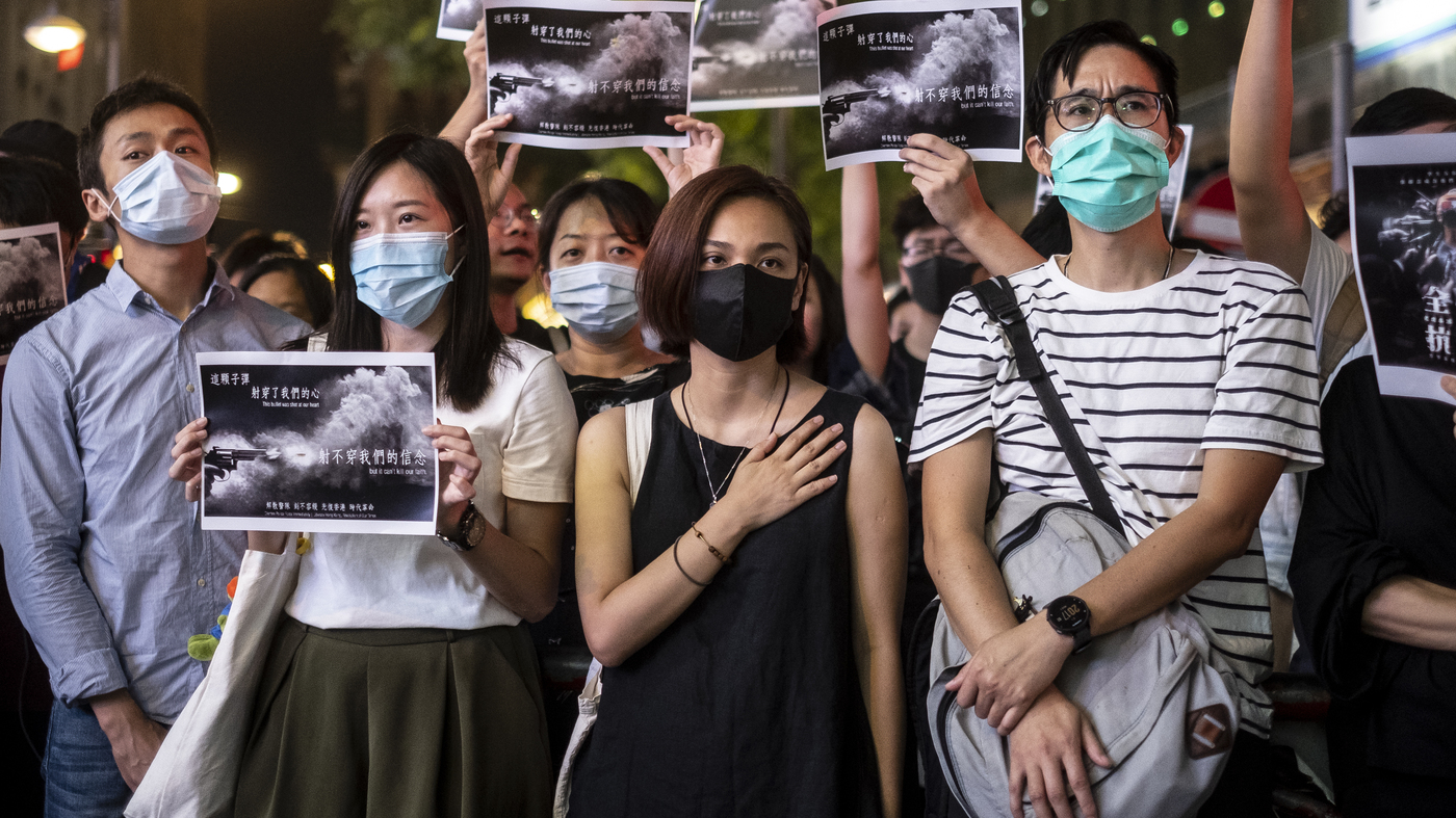 香港、植民地時代の緊急権限発動でマスク禁止の可能性