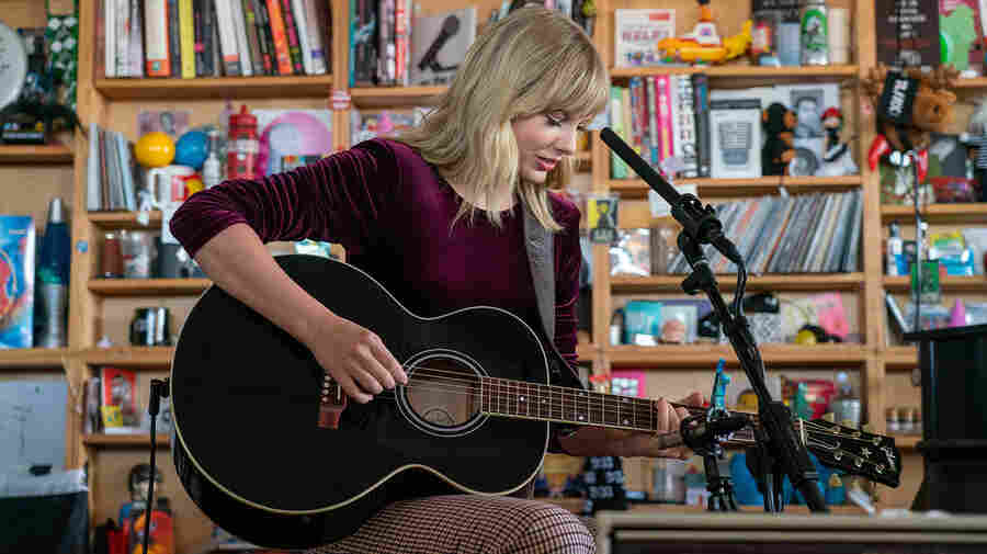 Taylor Swift: Tiny Desk Concert
