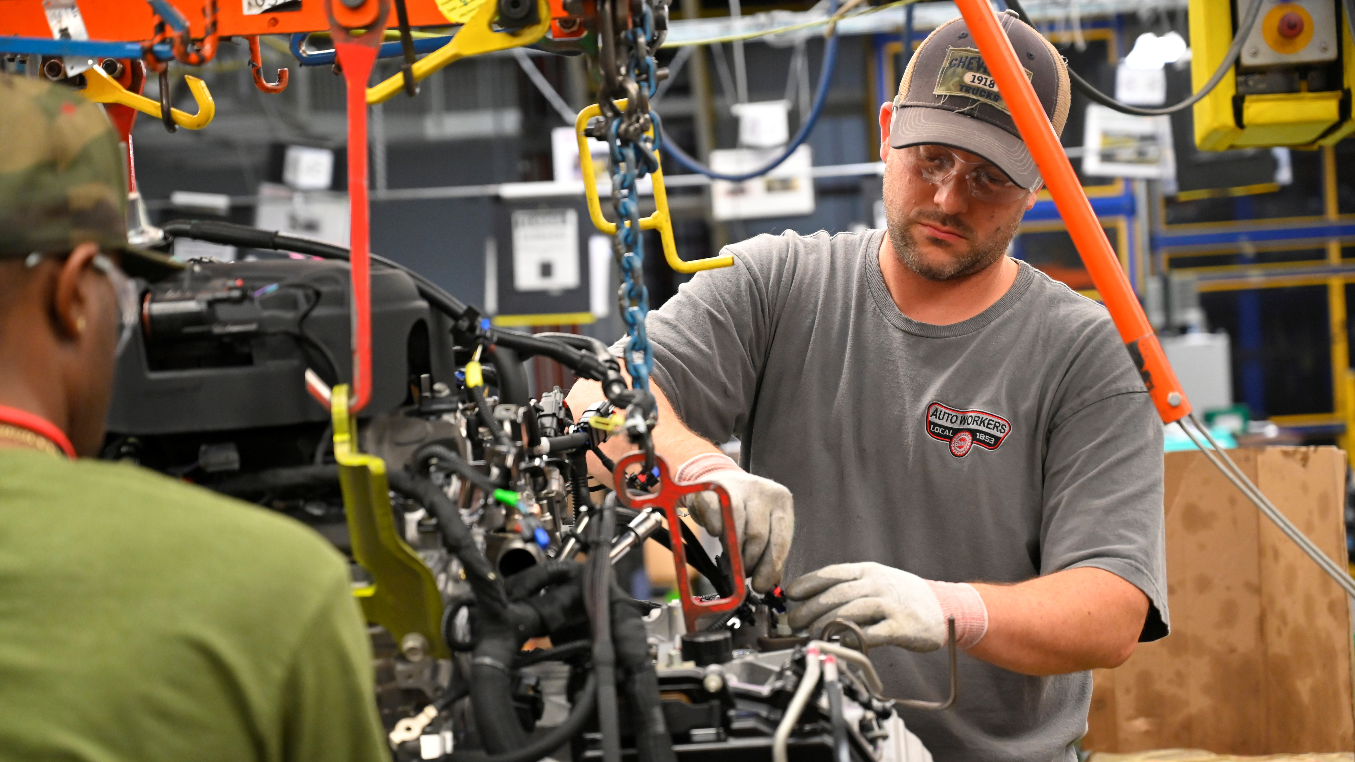 Job Market Resilient In October Despite Gm Strike Beating Expectations Npr