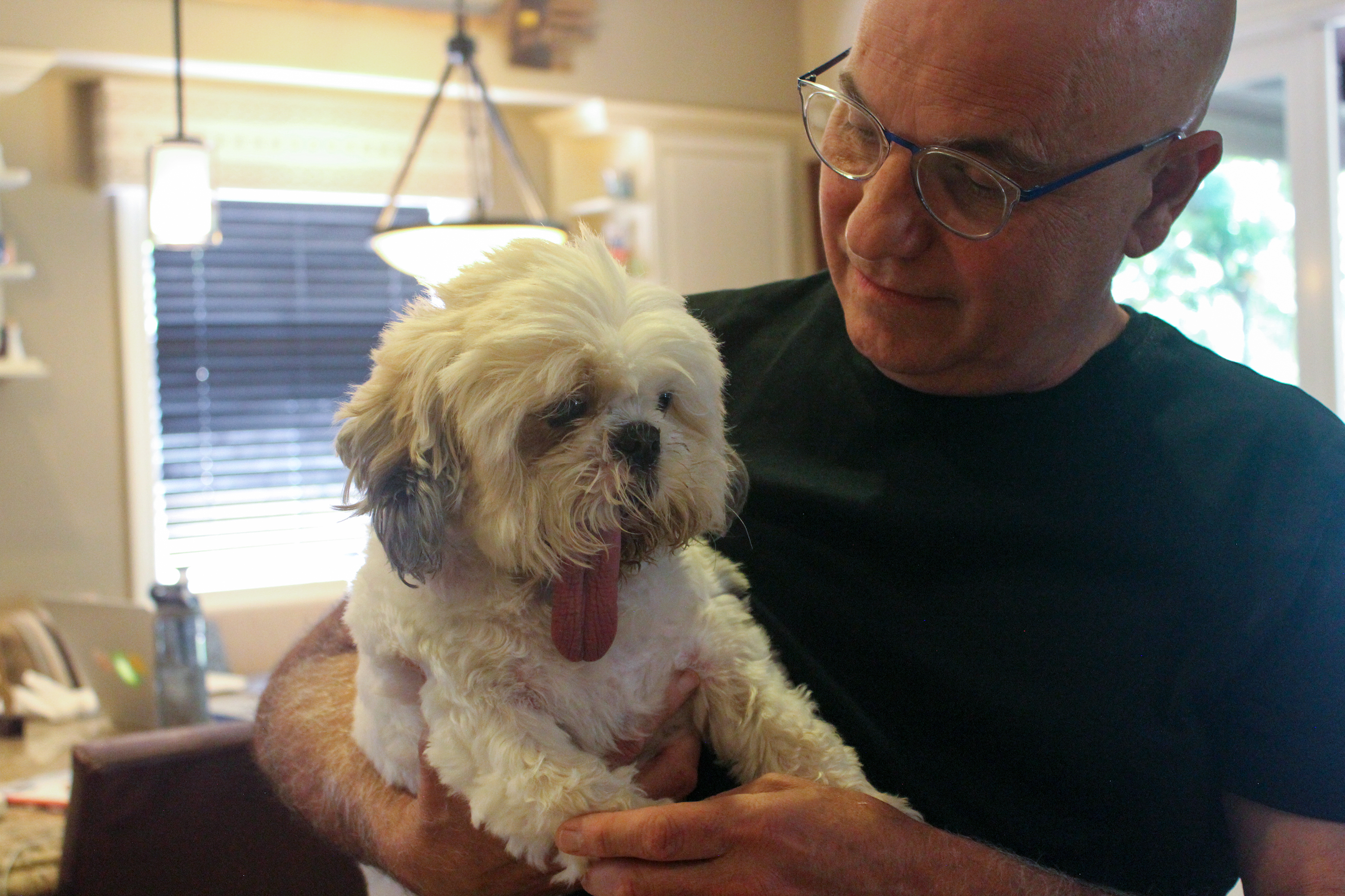 After Tom Saputo became ill, his dog Lindsey never let him out of her sight. Saputo was diagnosed with pulmonary fibrosis in 2016 and underwent a successful double lung transplant in July 2018.
