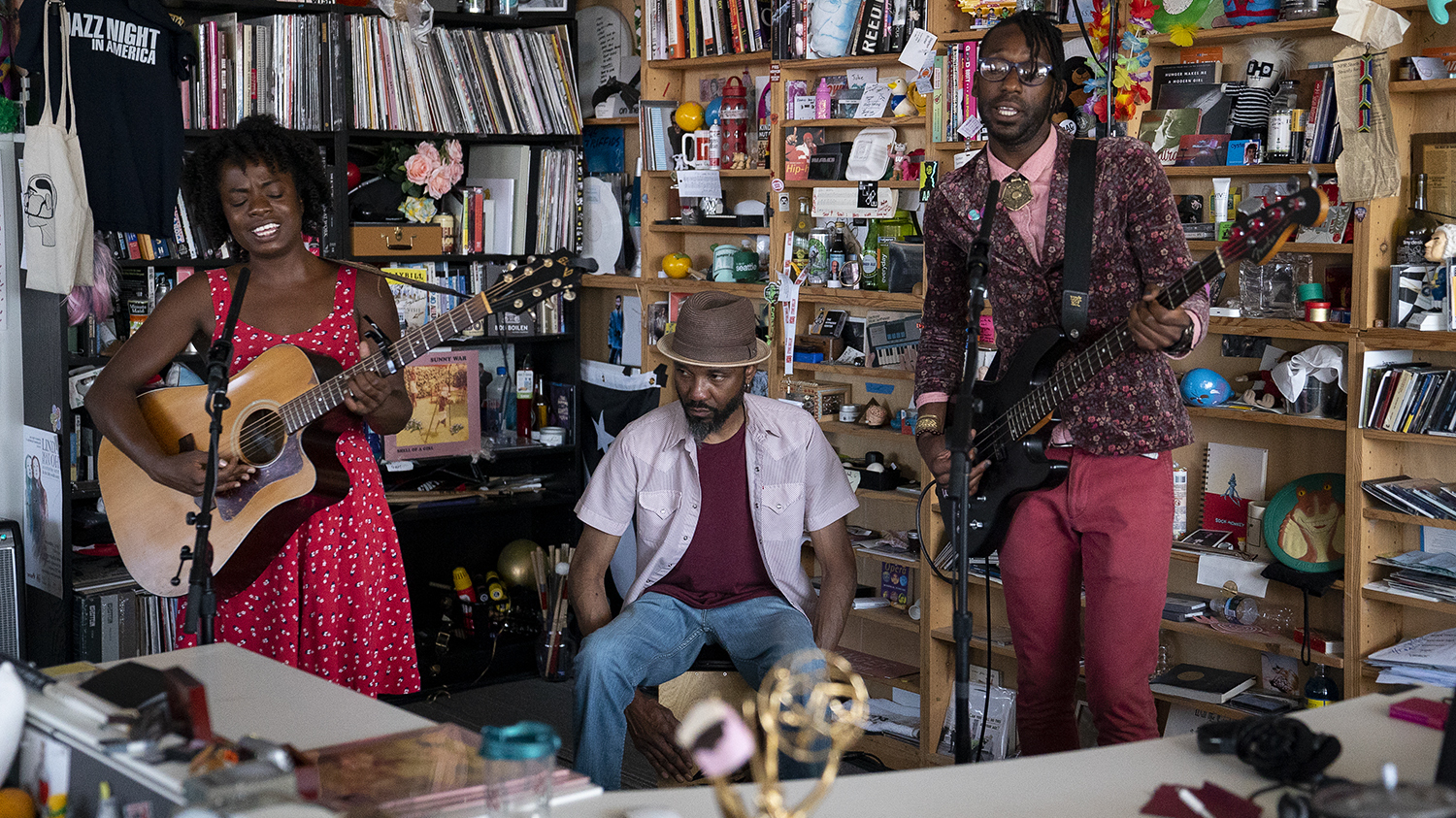 Sunny War: Tiny Desk Concert