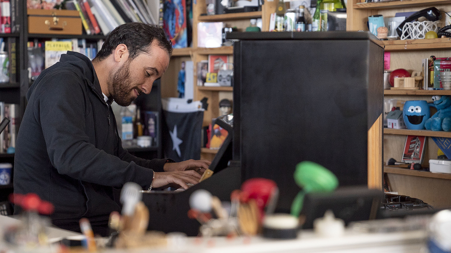 Igor Levit Tiny Desk Concerts Audio Lyssna Har Poddtoppen Se