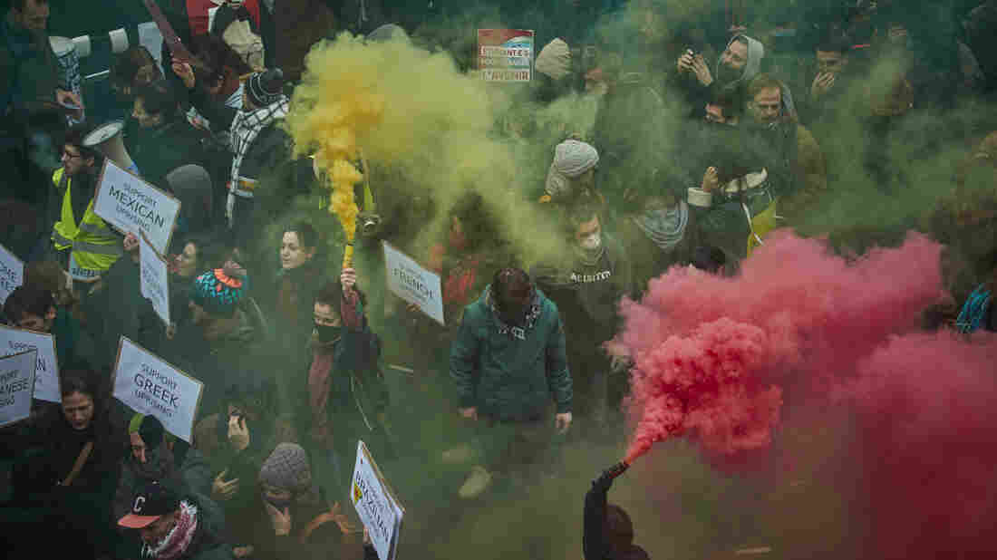 Westlake Legal Group gettyimages-1192148118_wide-10075b268ccc8cdb3b5b0d1d05c63f3dad217431-s1100-c15 France Suffers Travel Woes As General Strike Enters Second Day