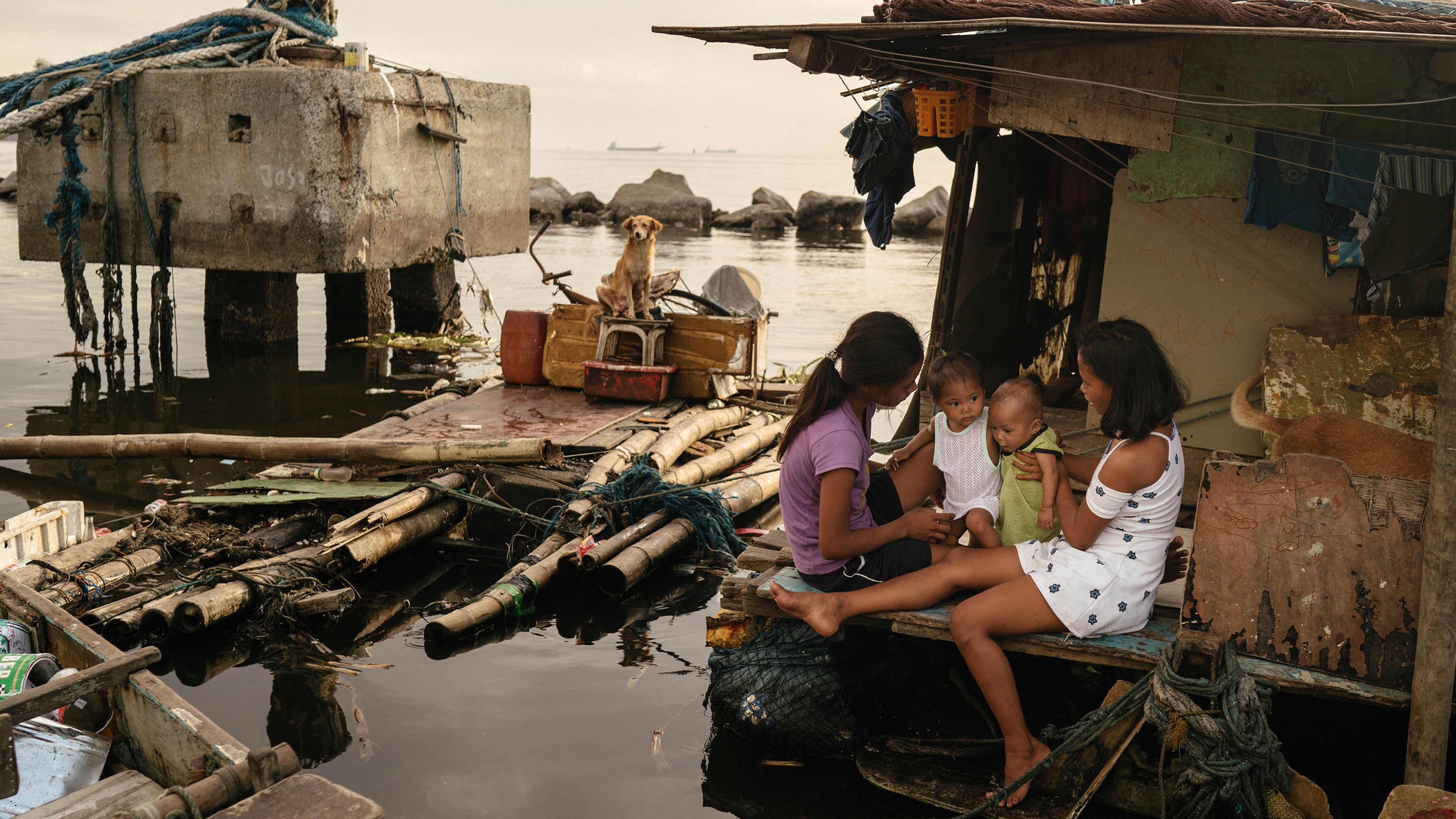 tiny filipino sex Filipina young girl hi-res stock photography and images - Alamy