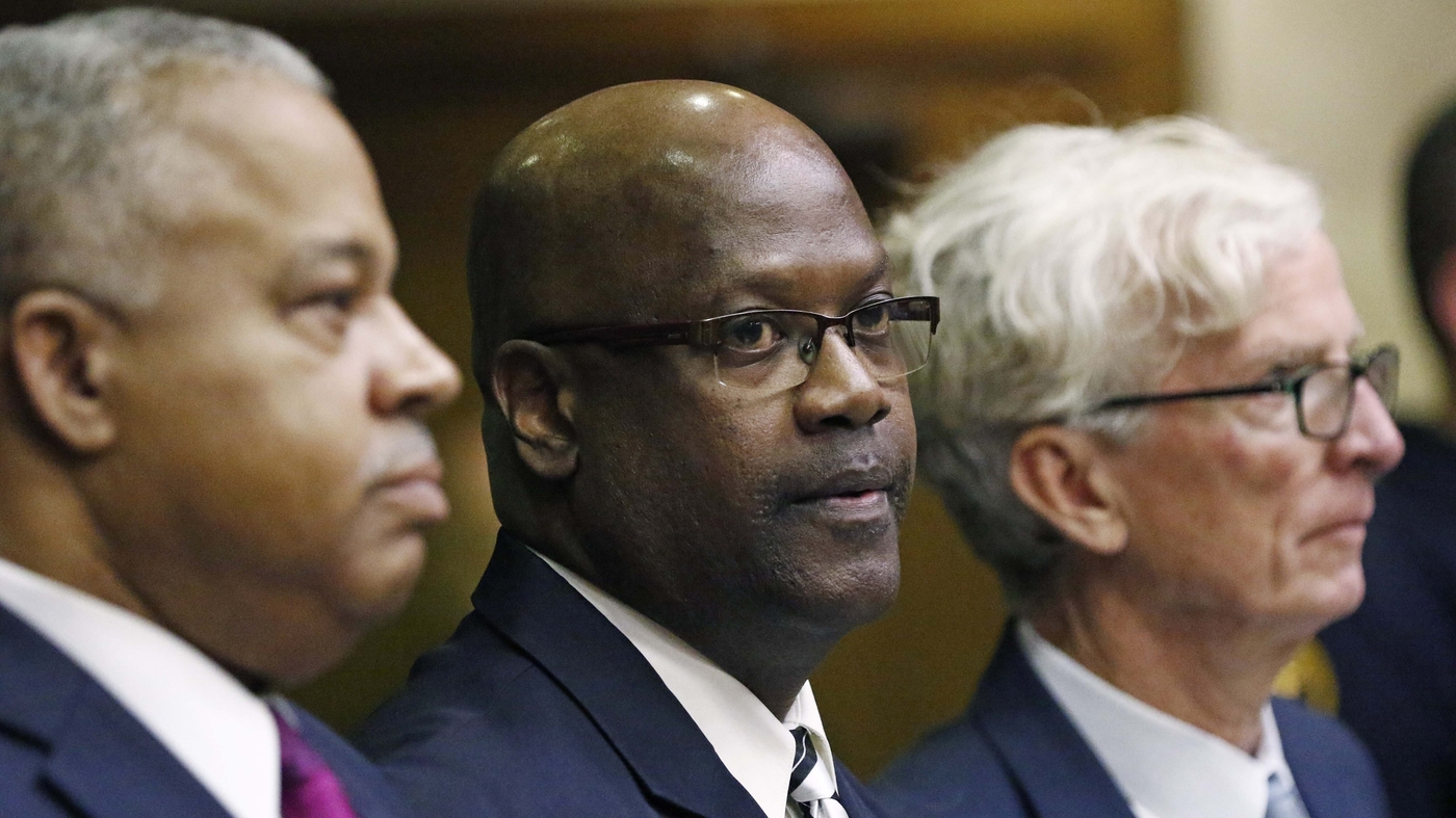 Man Whose Conviction Was Overturned By Supreme Court After 6 Trials Is