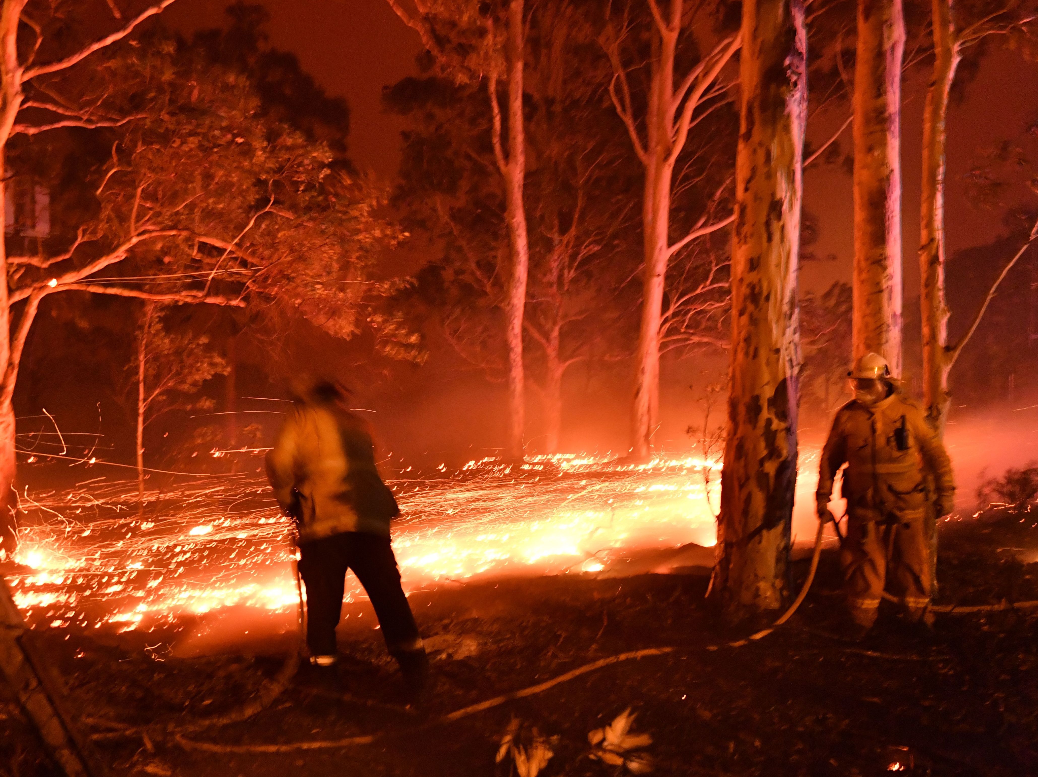 In Australia Wildfires, Scenes Of Smoke, Sparks And Chaos