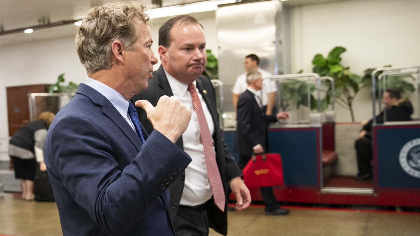 GOP Senator Calls White House 'Cavalier' About The Constitution, Backs Curbs On Trump thumbnail
