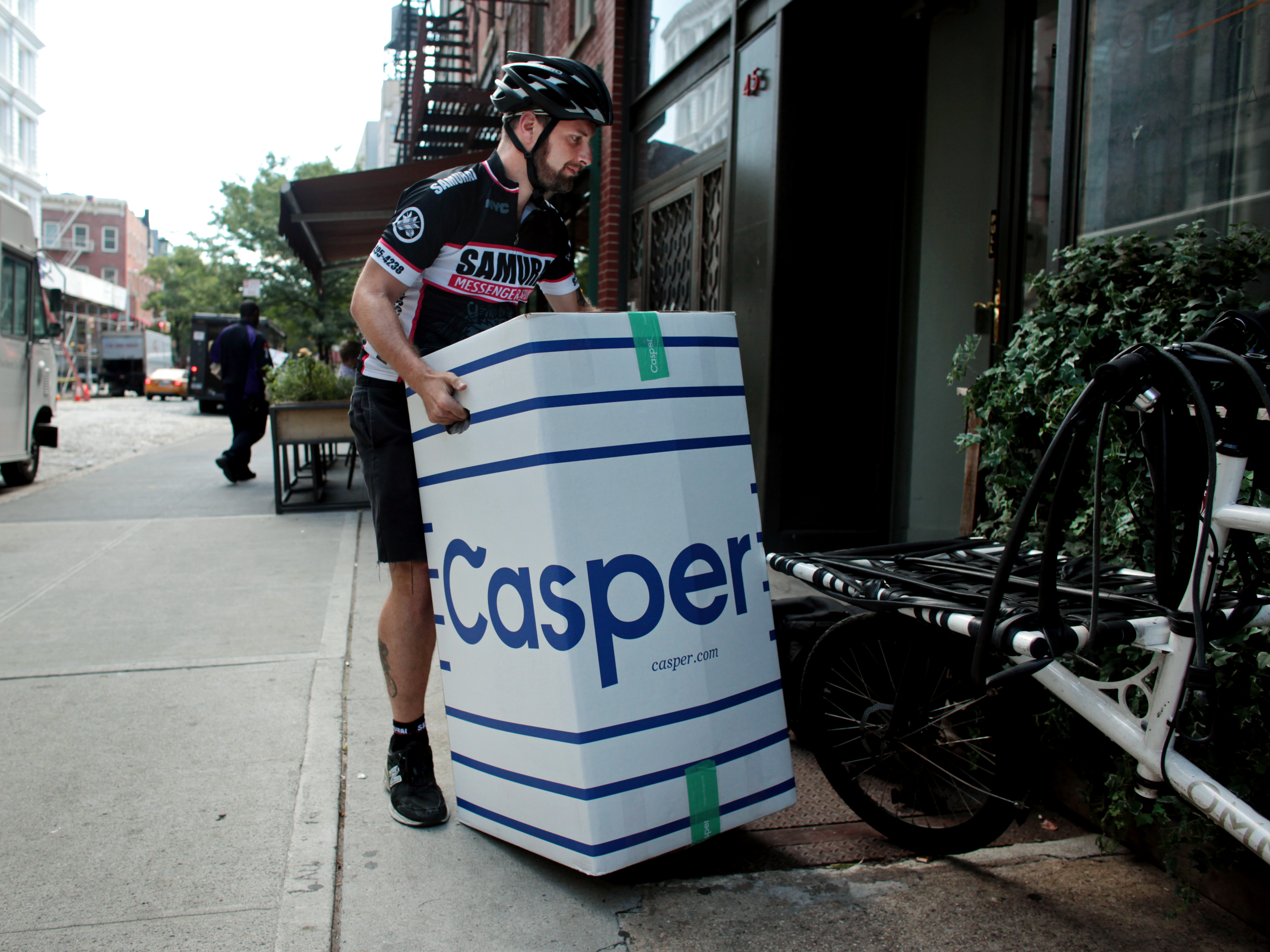 Casper changed mattress shopping with the promise of a 100-night &quot;risk-free&quot; trial and easy returns. Now the cost of those returns is being scrutinized as the online company prepares to go public. (The Washington Post via Getty Images)