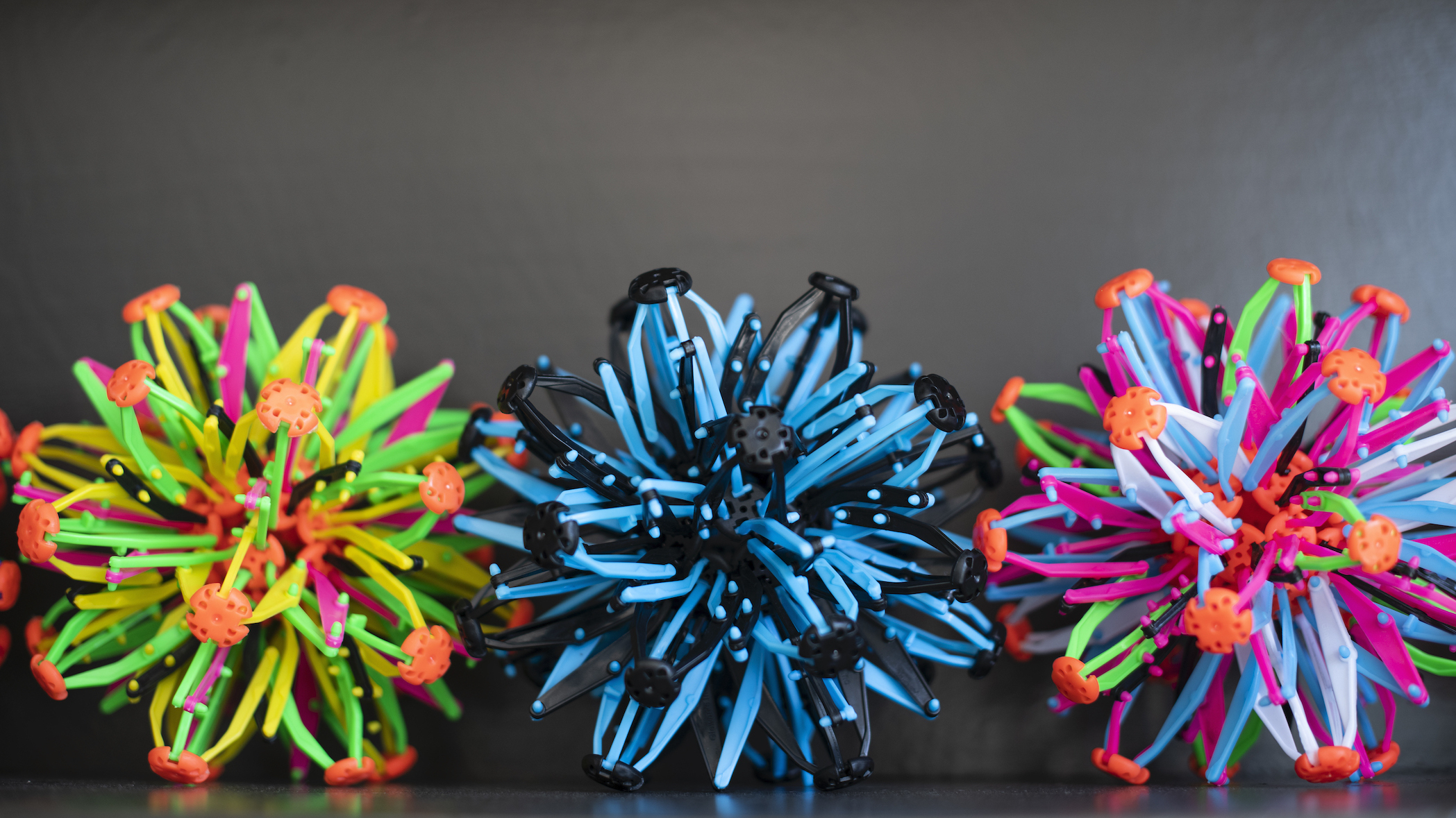 Nashville teacher Riki Rattner uses expandable balls to help students visualize their breathing.
