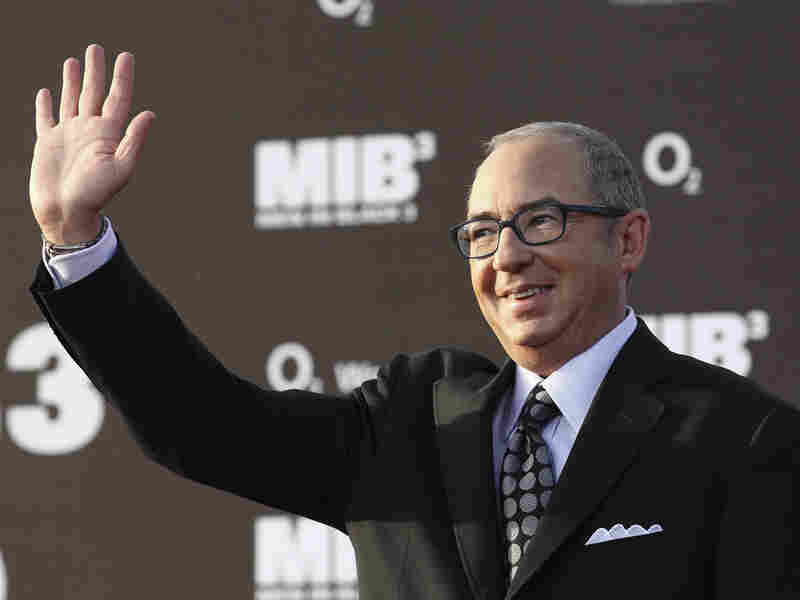 Director Barry Sonnenfeld