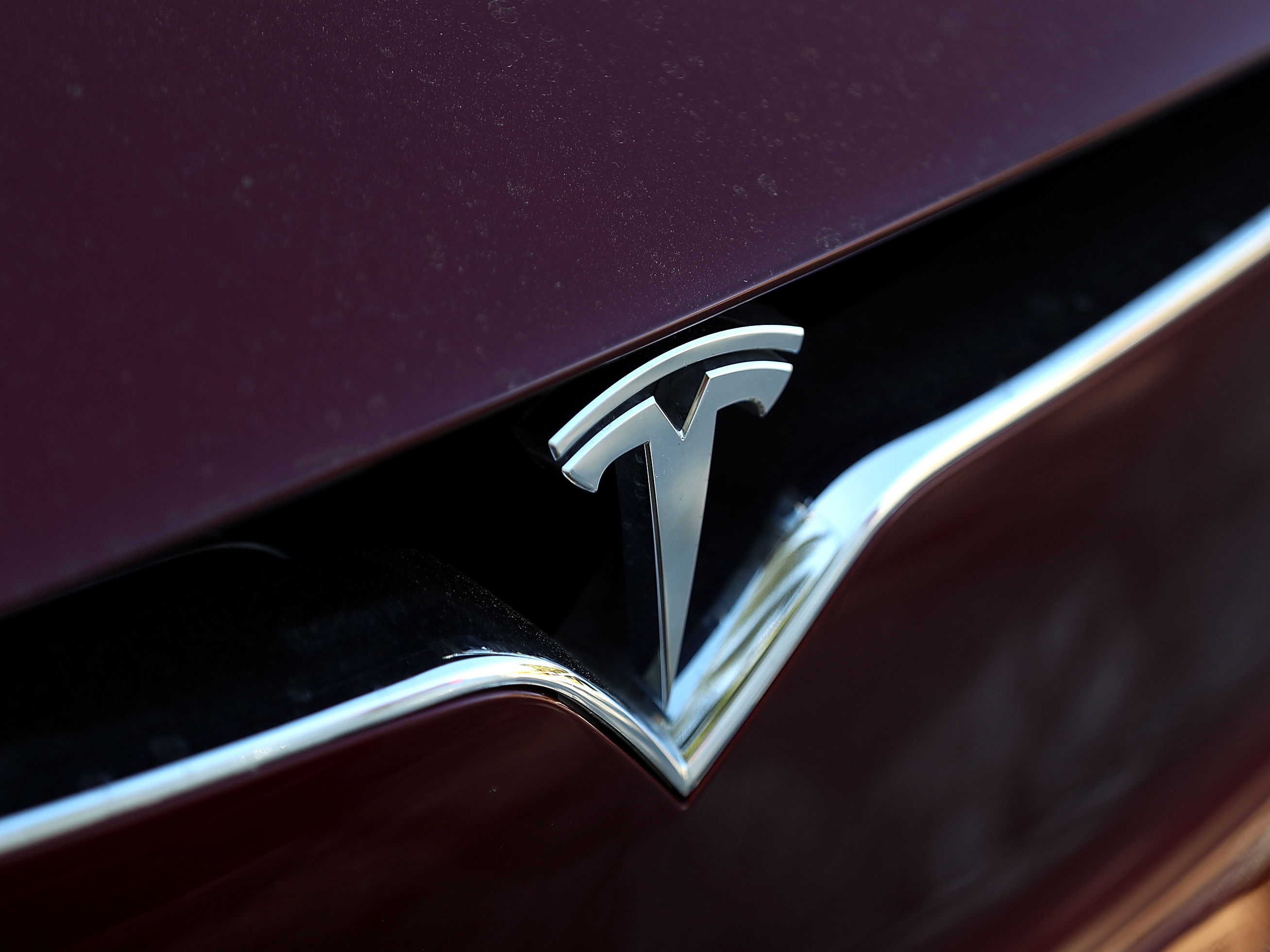 The front of a Tesla Model X in Los Angeles in 2017. (Getty Images)