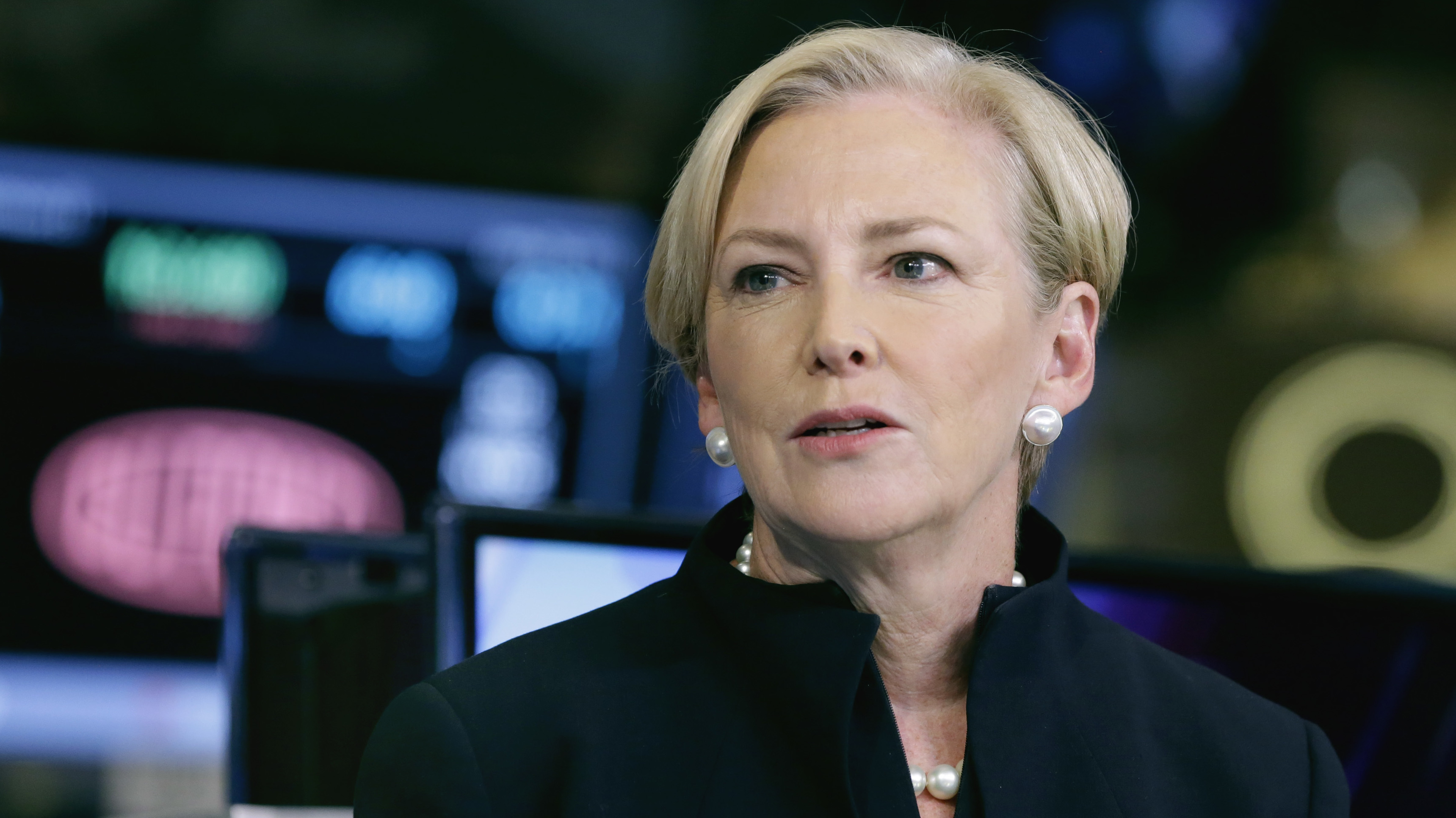 Ellen Kullman is one of the four women on the Goldman Sachs board of directors. The former DuPont CEO says she has developed a network of female executives and is giving recommendations to companies looking for female board members.