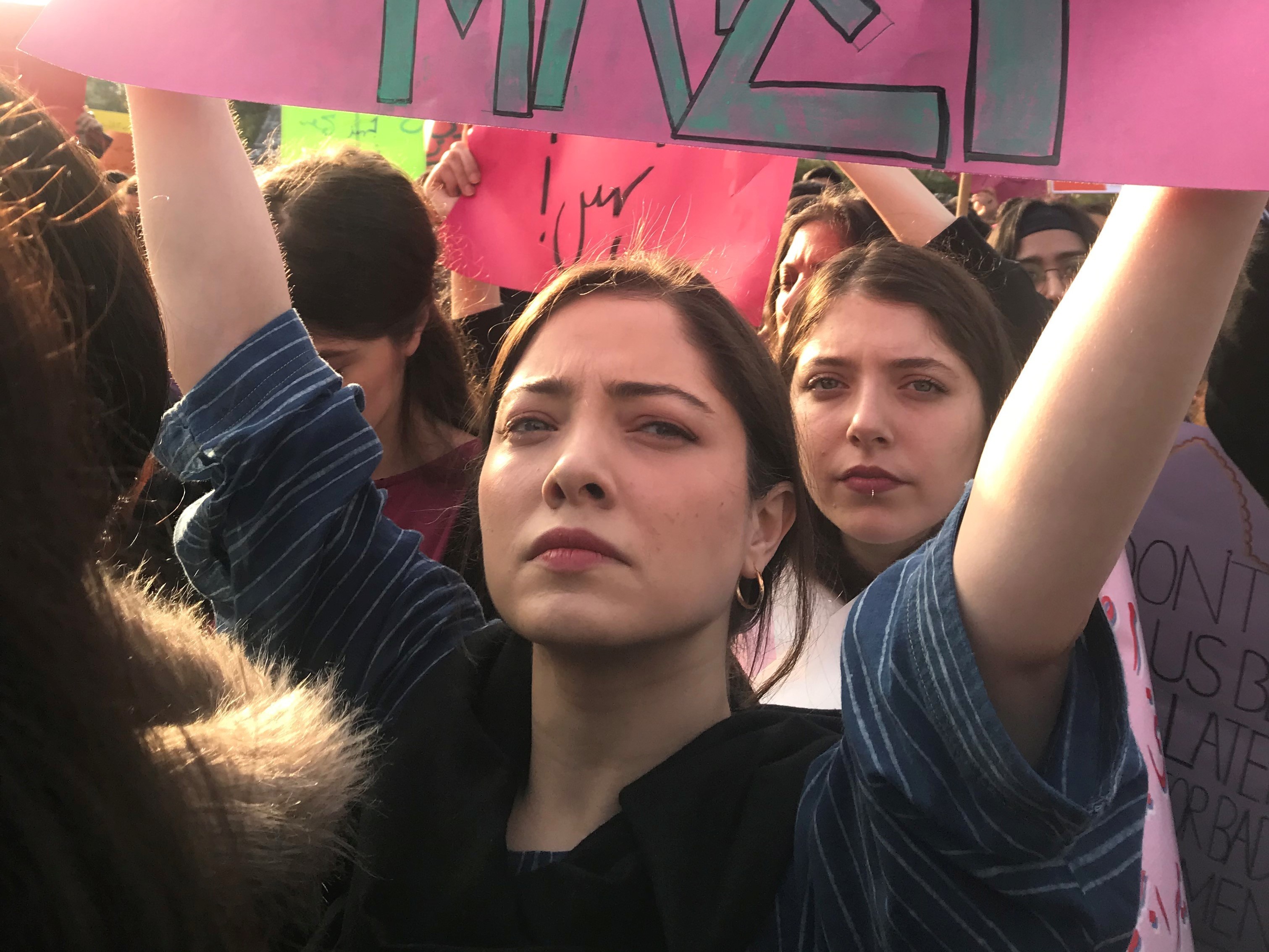 International Women's Day: With Shoes And Stones, Islamists Disrupt Pakistan Rally