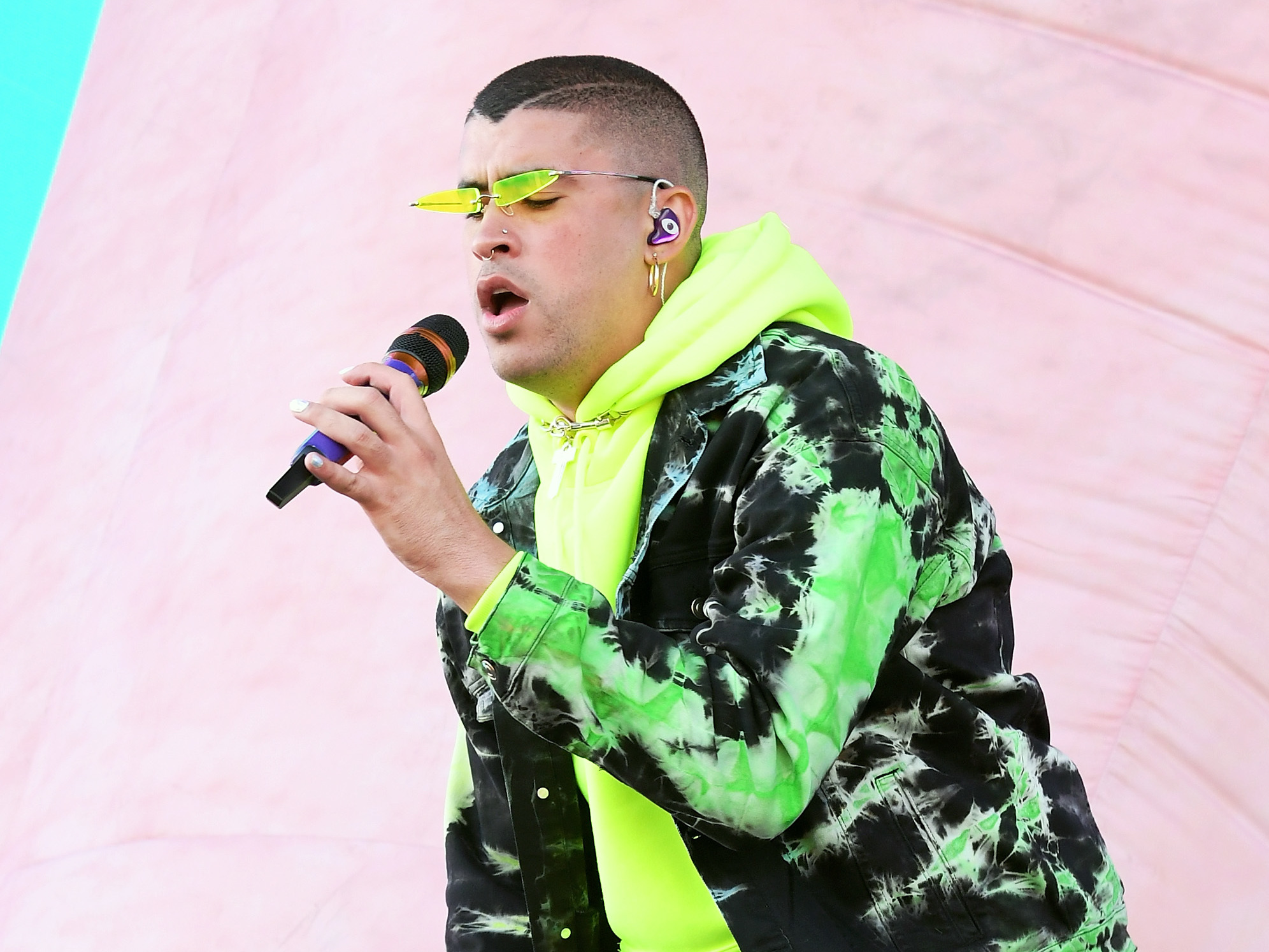 Reviving Classic Reggaeton, Bad Bunny's New Album 'YHLQMDLG