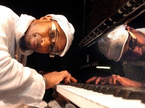 Cuban pianist Omar Sosa plays meditative music perfect for our times (Courtesy of the Artist)
