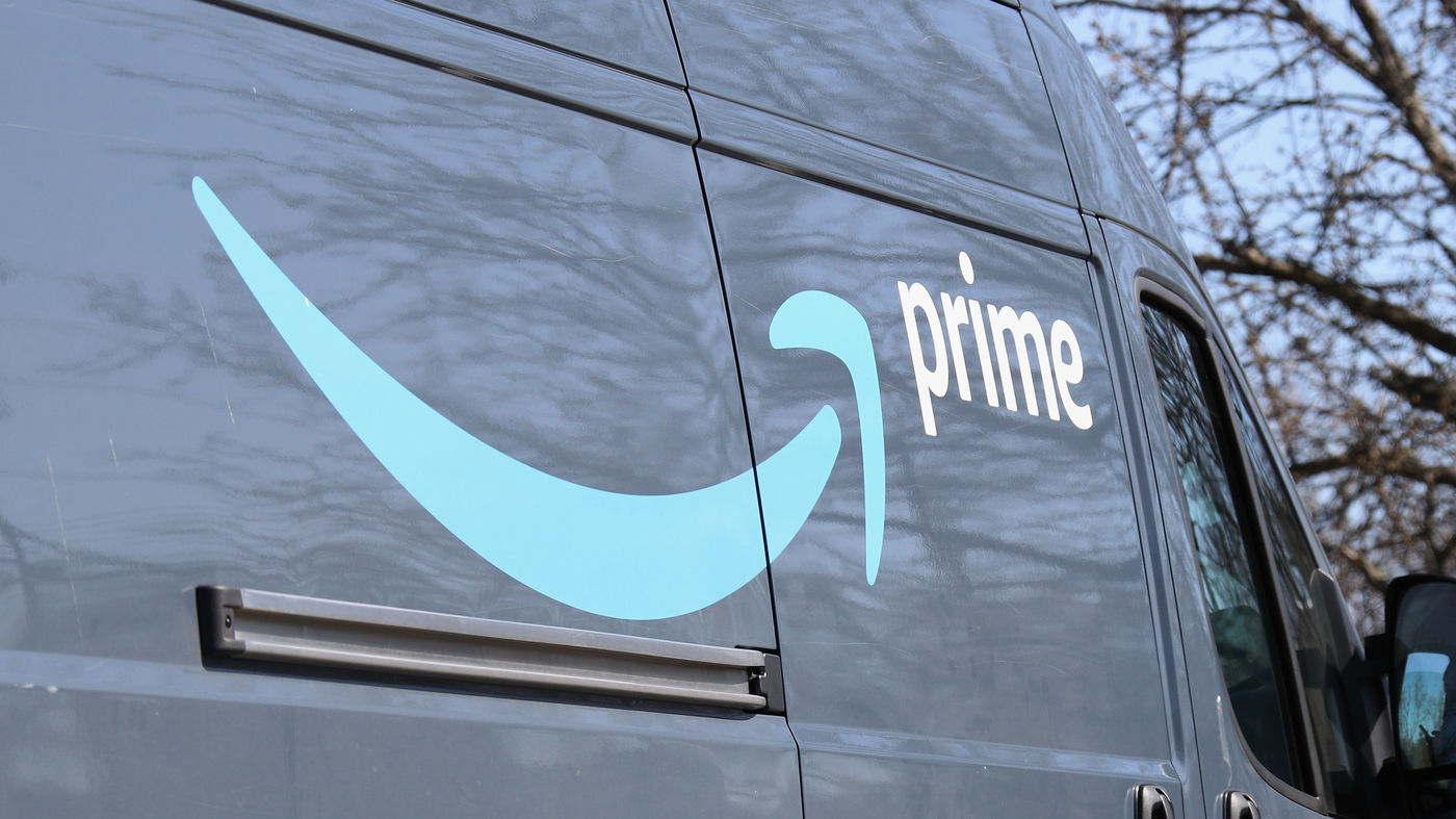 Worker At Amazon Warehouse In Queens Tests Positive For Coronavirus