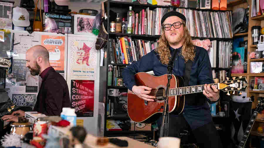 Allen Stone: Tiny Desk Concert