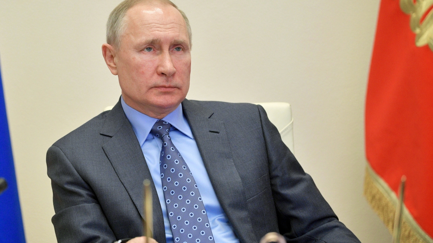 Putin Extends No-Work Order For Russia Until May Over COVID-19 Pandemic