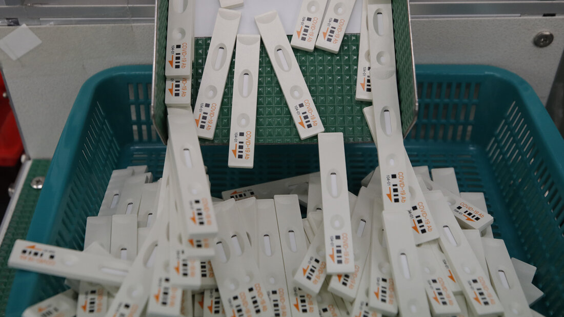 [Image: ap_20108293759395_wide-3165b4fce13ec543f...00-c85.jpg]