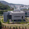 Virus Researchers Cast Doubt On Theory Of Coronavirus Lab Accident