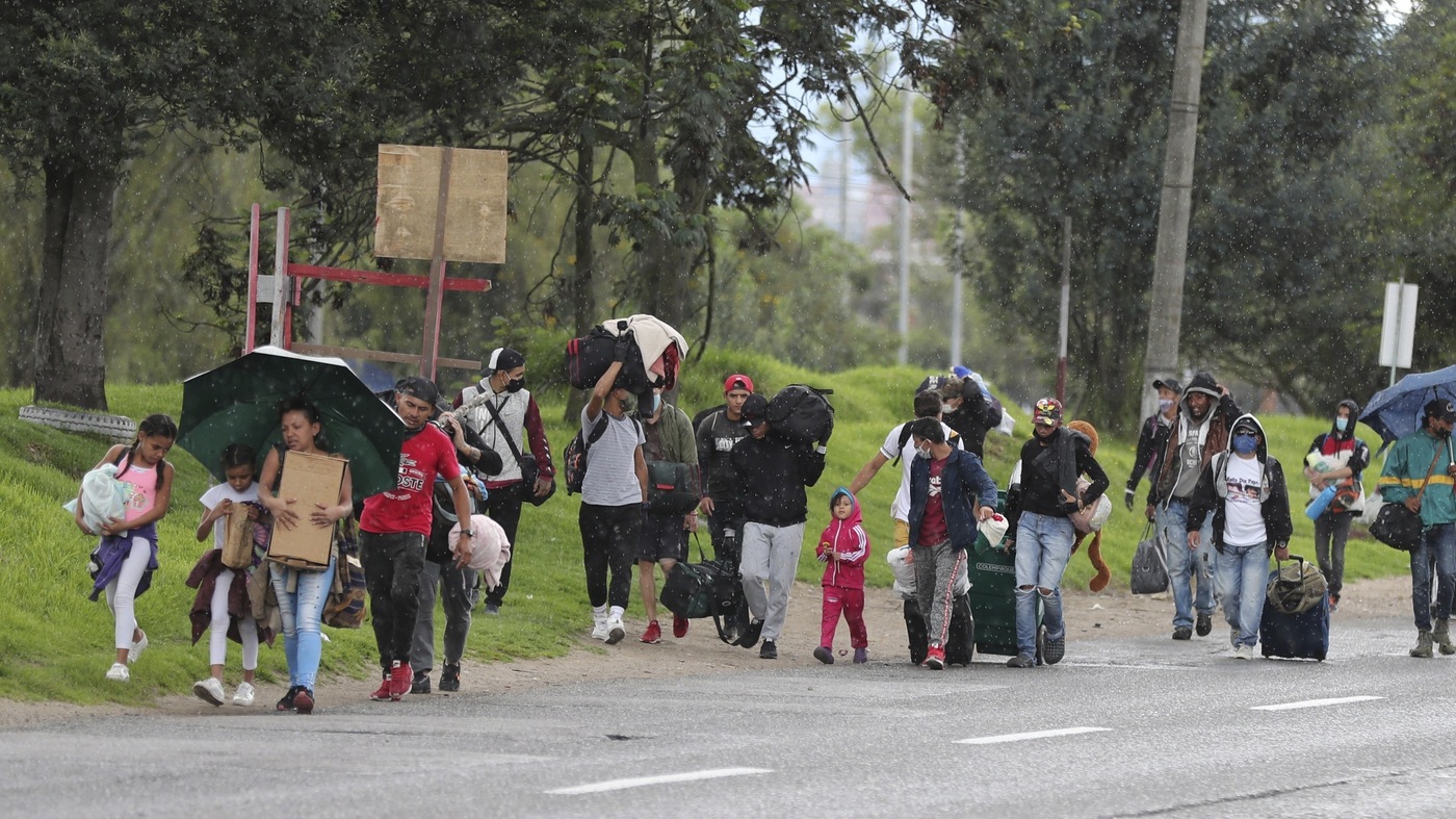 Thousands Of Migrants Head Back To Venezuela To Flee Colombia's COVID-19 Lockdown